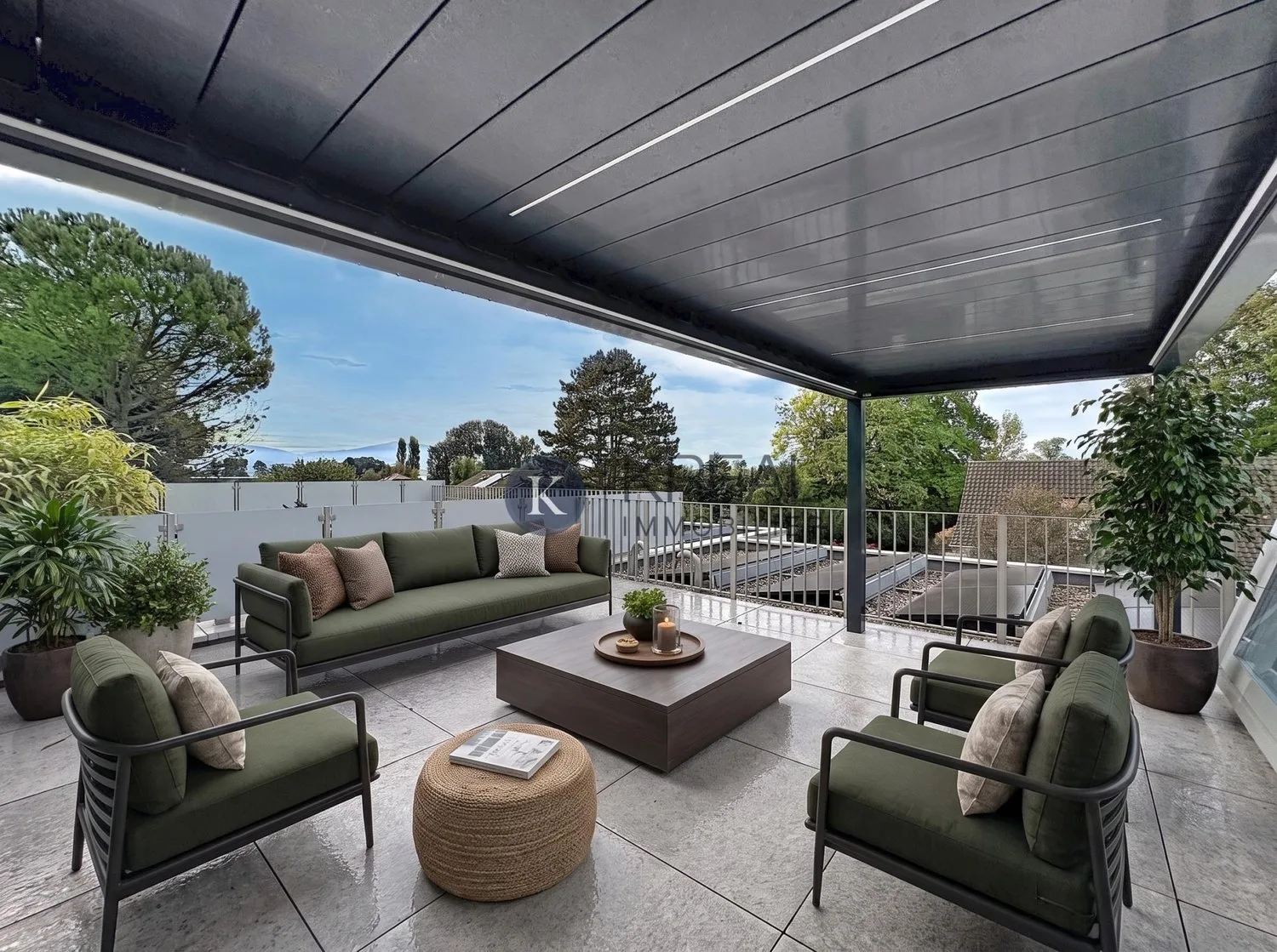 Contemporary house with rooftop, combining comfort, elegance and modernity in the heart of Nyon