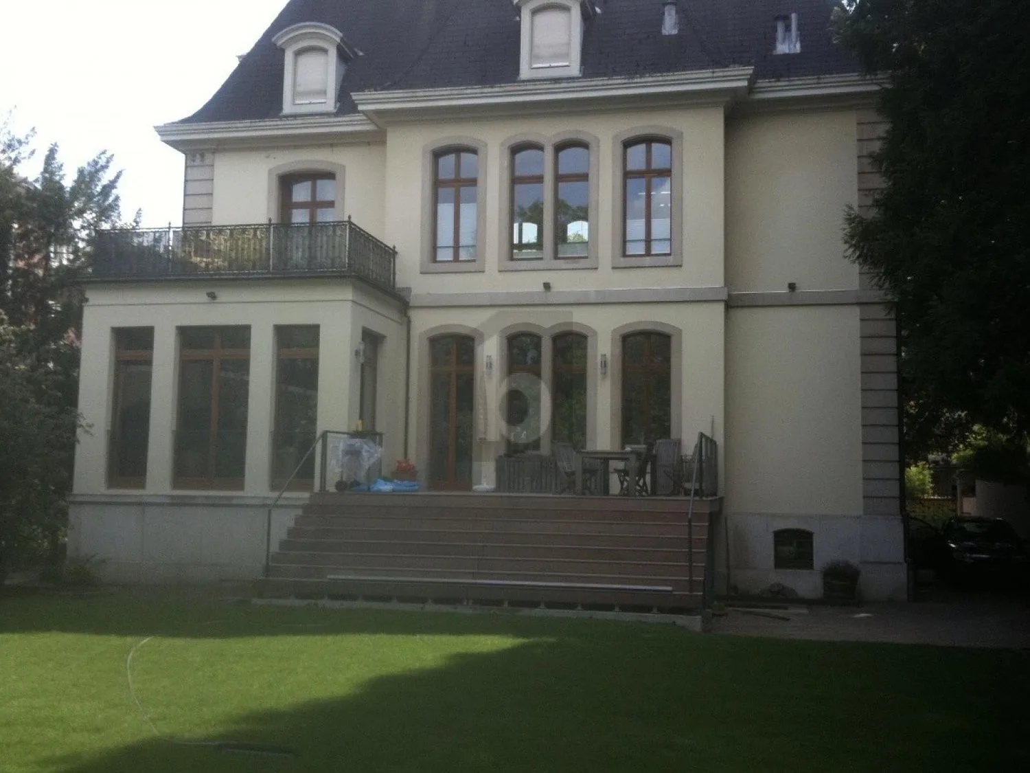 Art Nouveau with high-quality interior design!
