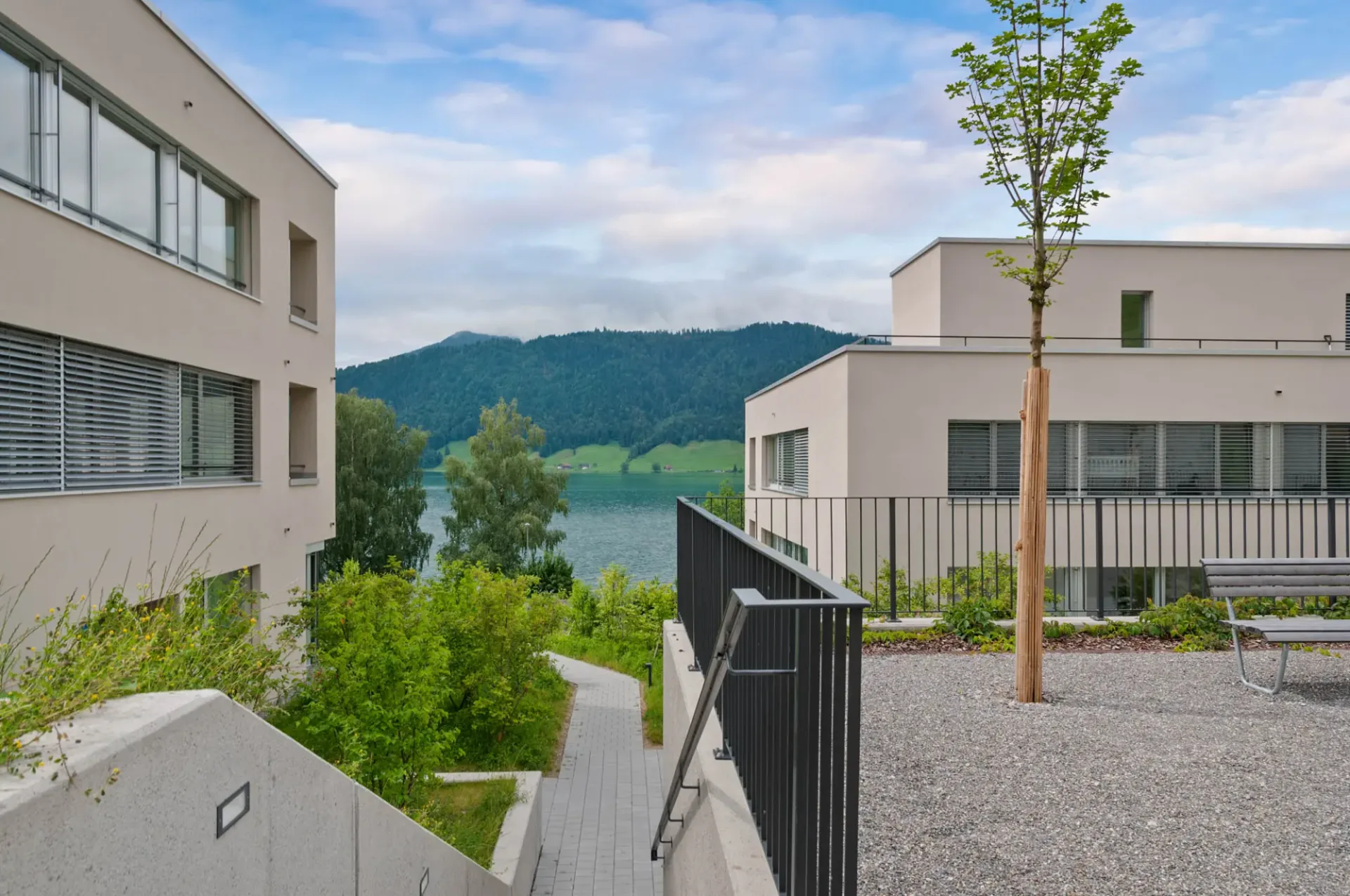 Traumhafte Wohnung mit Seesicht in Oberägeri