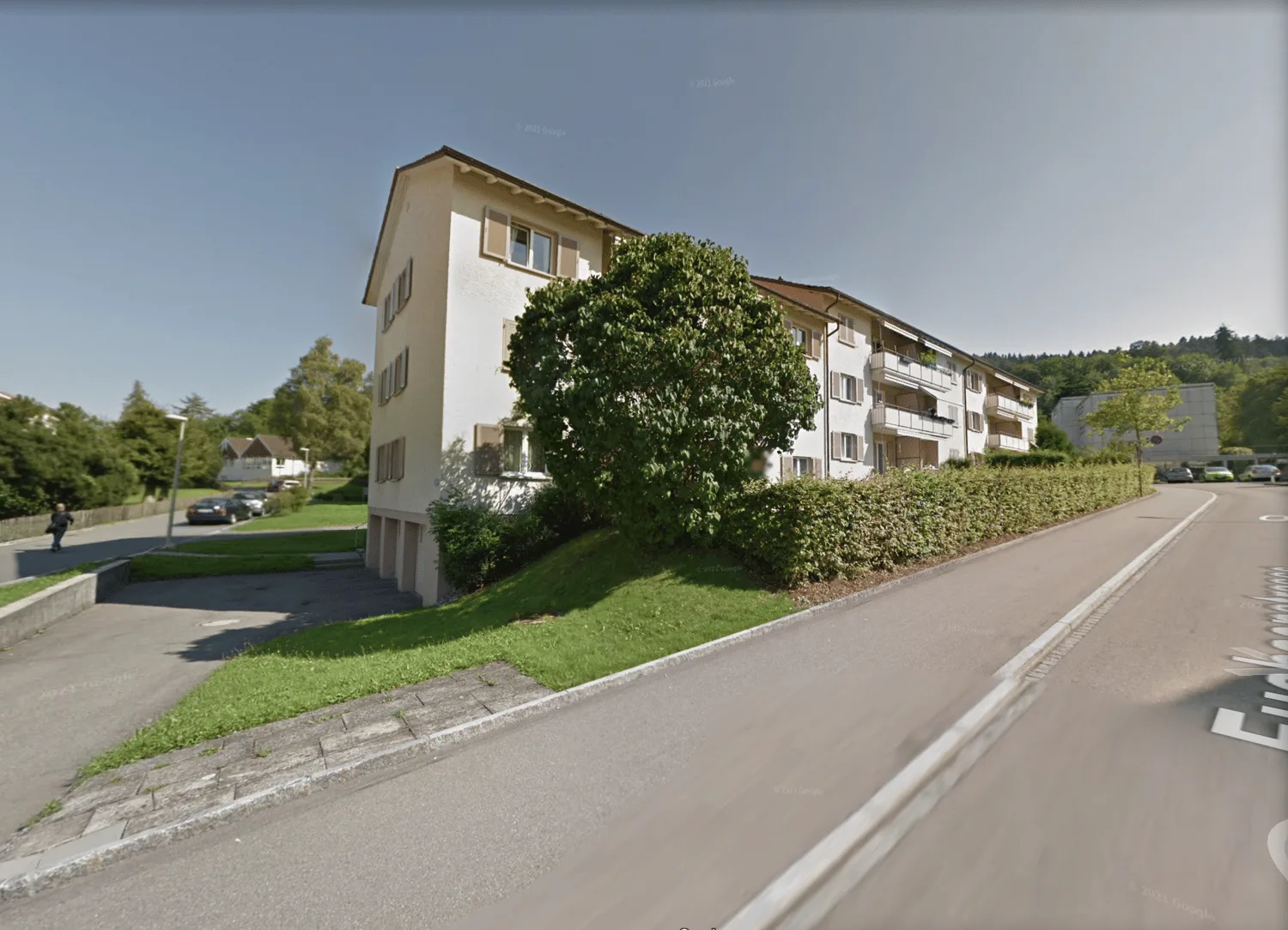 Wunderschöne und zentrale 3.0-Zimmerwohnung mit Gartensitzplatz in St. Gallen