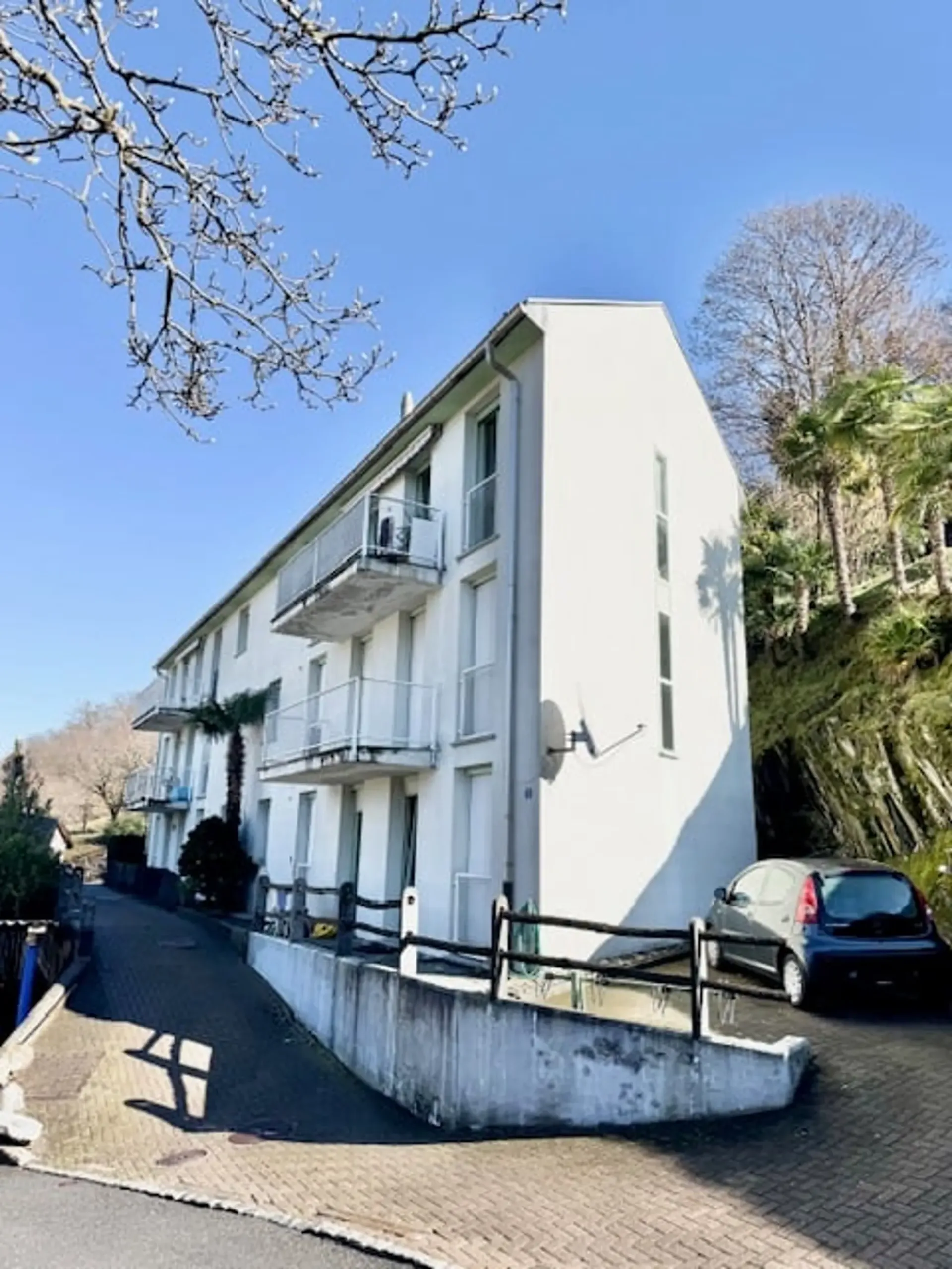 Verkauf in Cadenazzo - 2.5-Zimmer-Wohnung im Erdgeschoss mit Terrasse