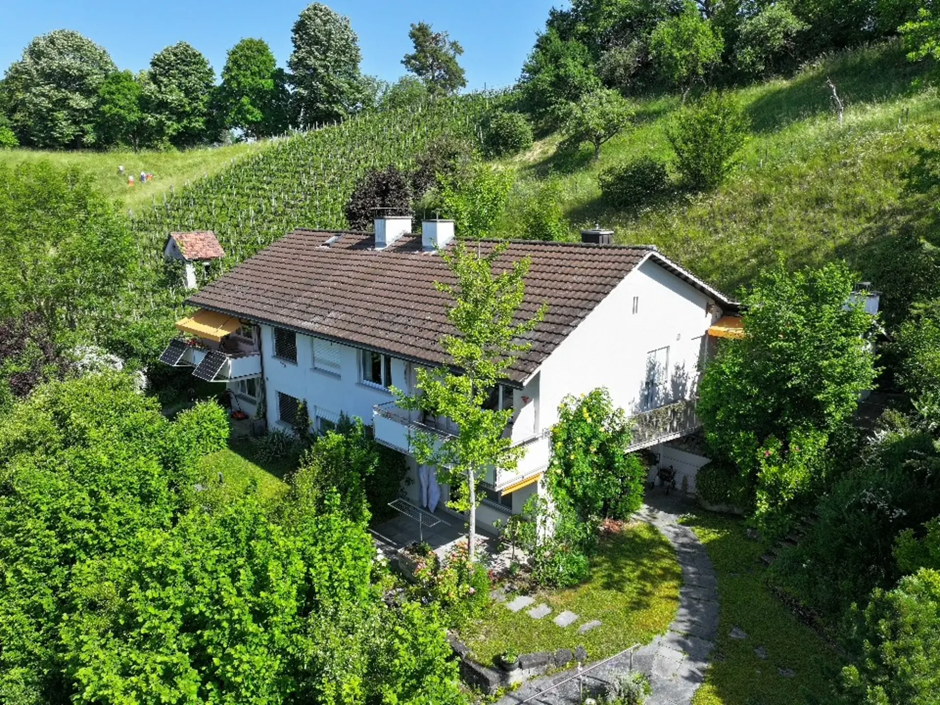 Wohnen mit Weitsicht - 5 1/2-Zimmer Einfamilienhaus an erhöhter Lage in Andelfingen