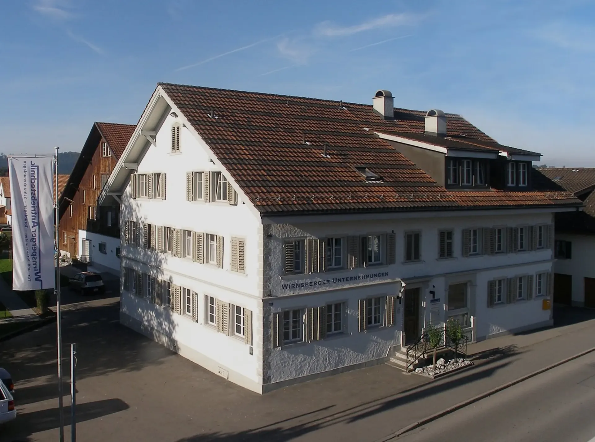 Charmante 5.5-Zimmer-Wohnung im 2. OG in Fehraltorf – mit Kamin und Holzböden