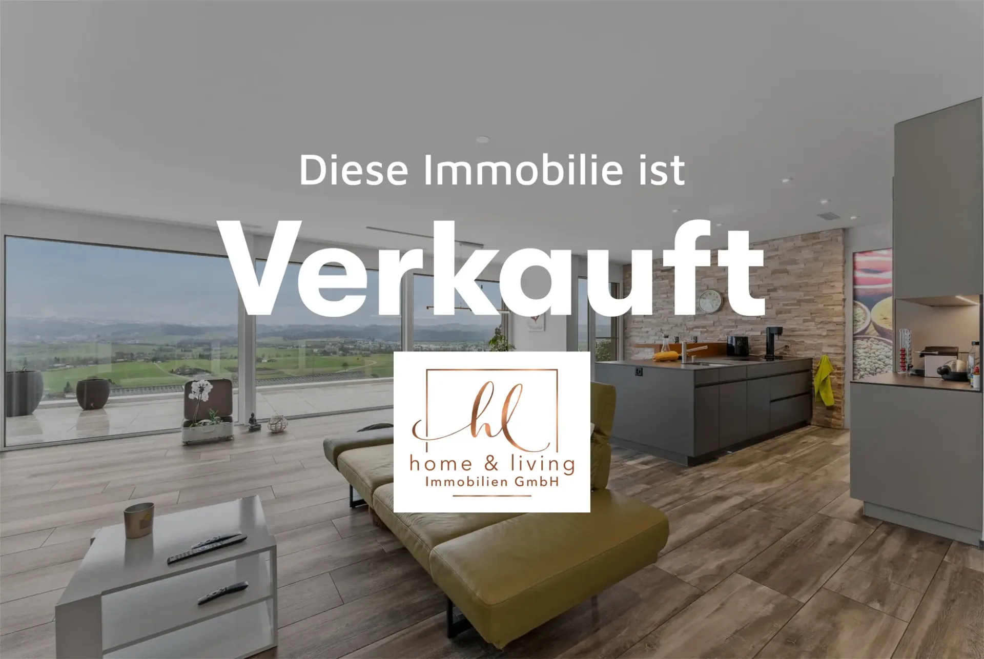 Weitblick von der grosszügigen Terrasse geniessen!