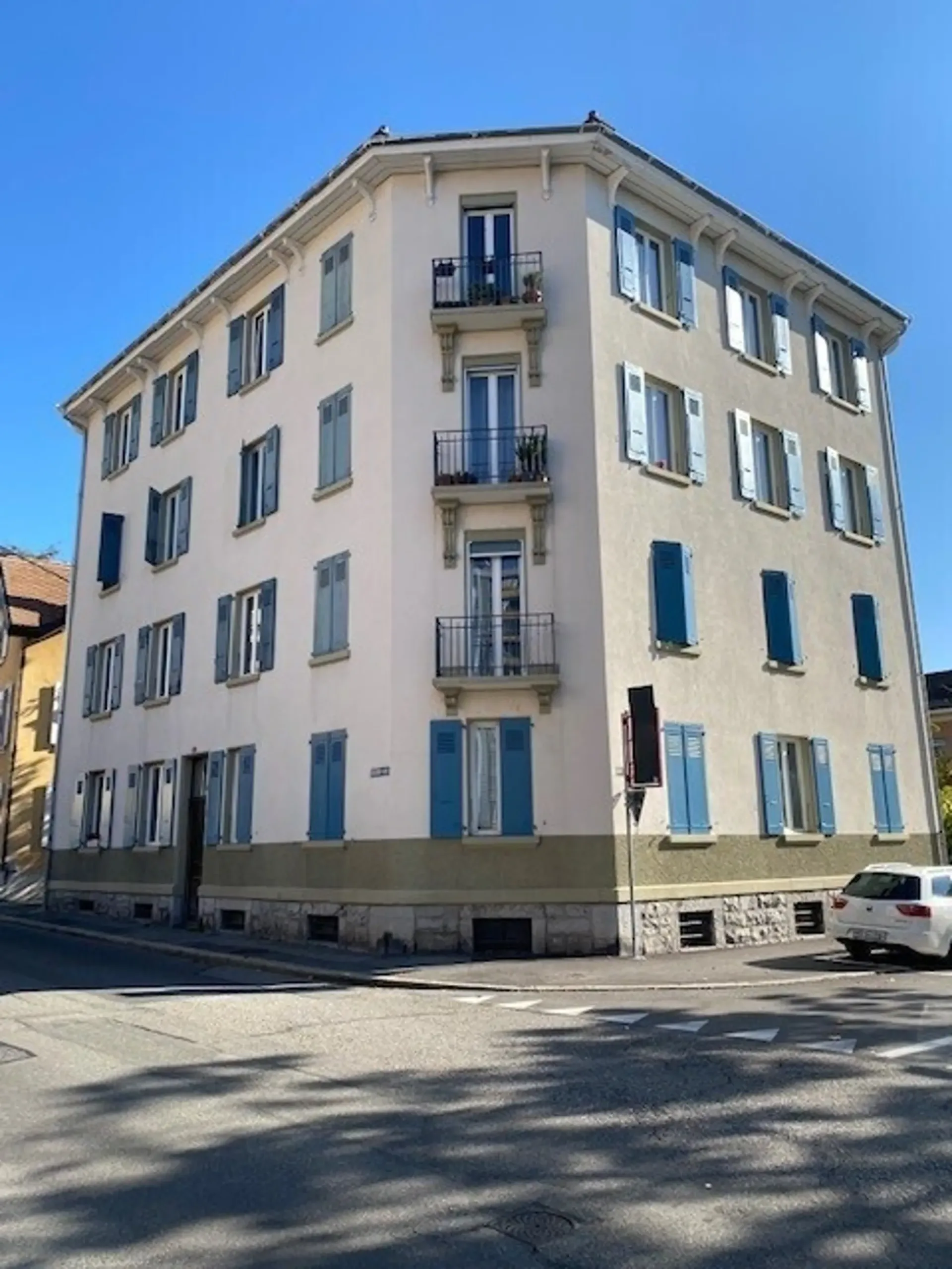 Renovated 2.5-room apartment in the heart of Vevey