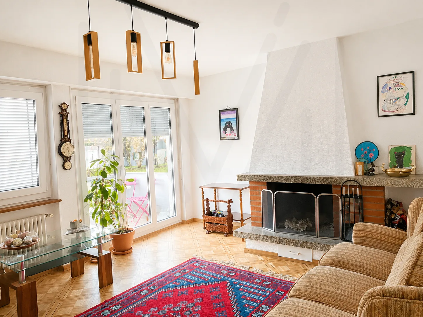 Wohnung 4,5 Zimmer im 1. Stock