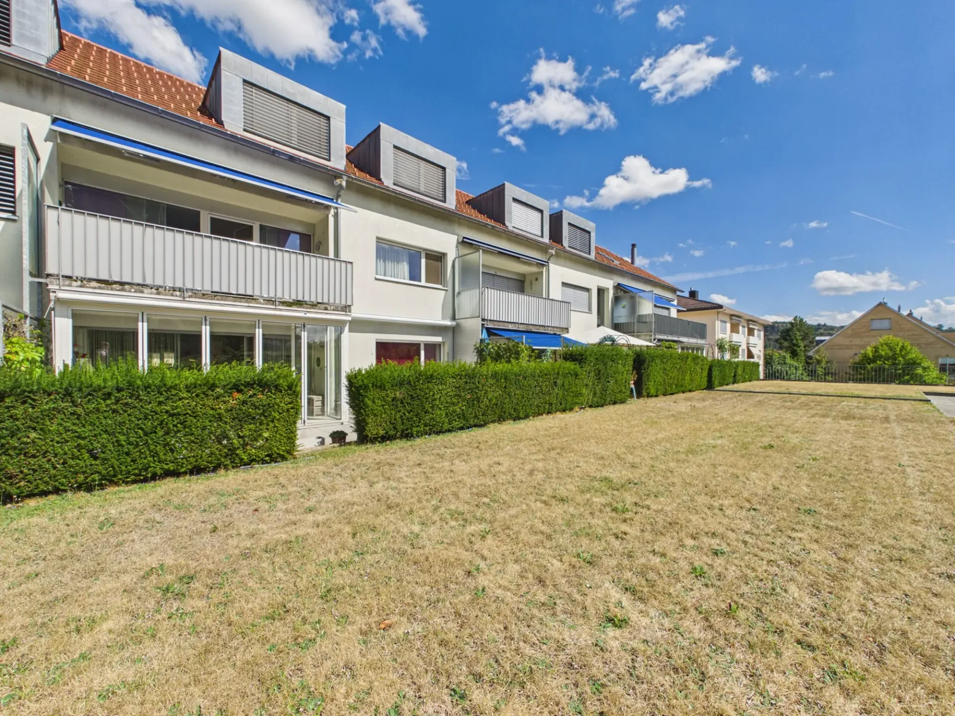 Wohnen im Herzen von Hägendorf  3.5 Zimmer mit Wintergarten, 2 Sitzpl
