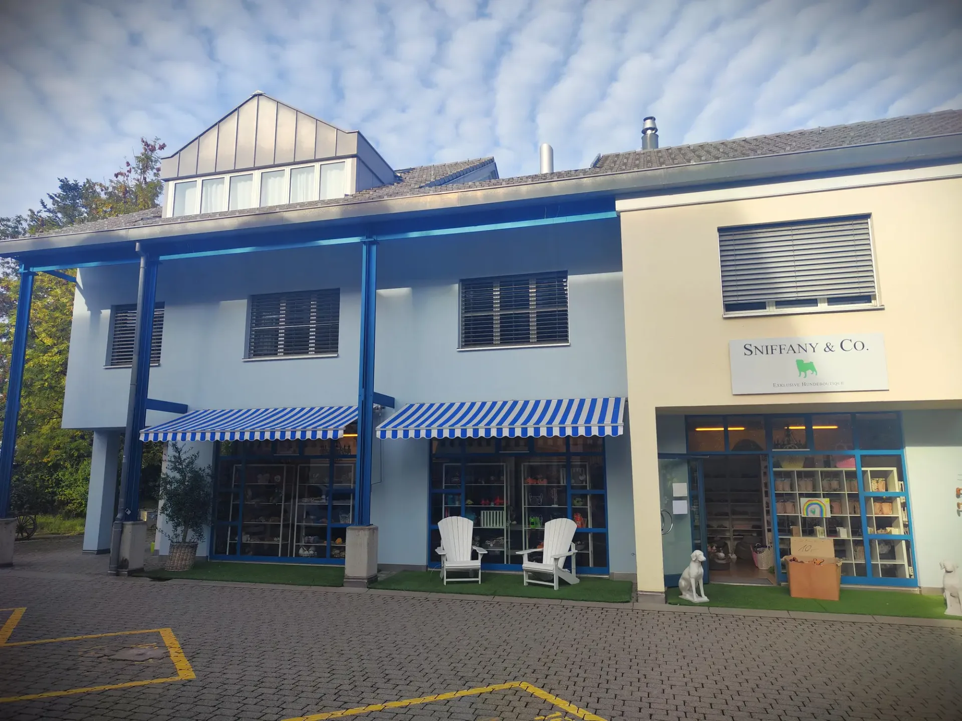Ladenlokal, Praxis oder Atelier in Gockhausen zu vermieten