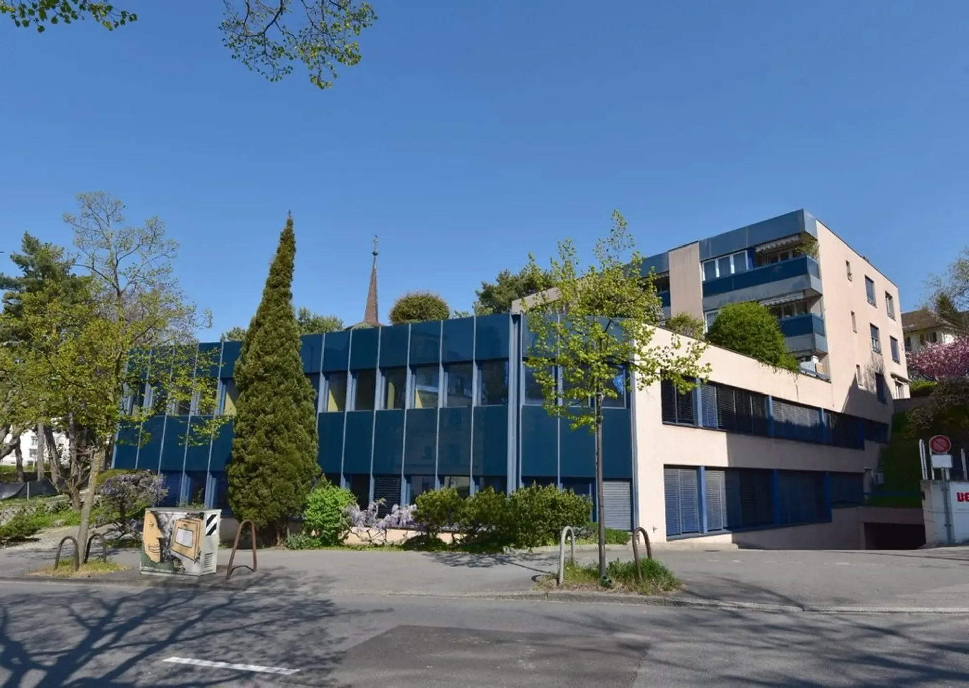 place à louer de suite