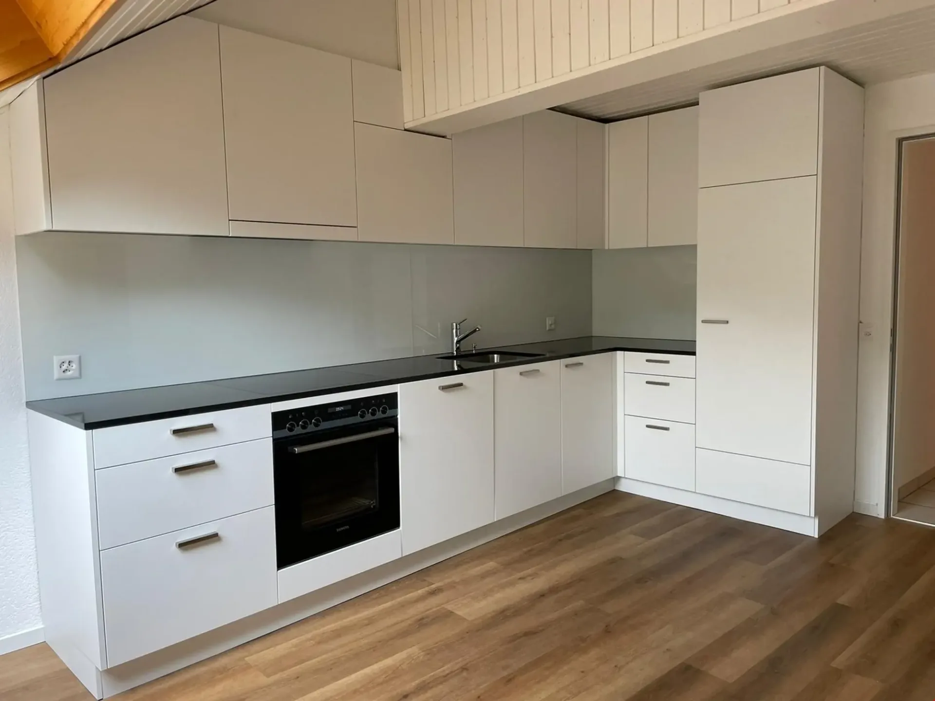 3 Zimmerwohnung frisch renoviert