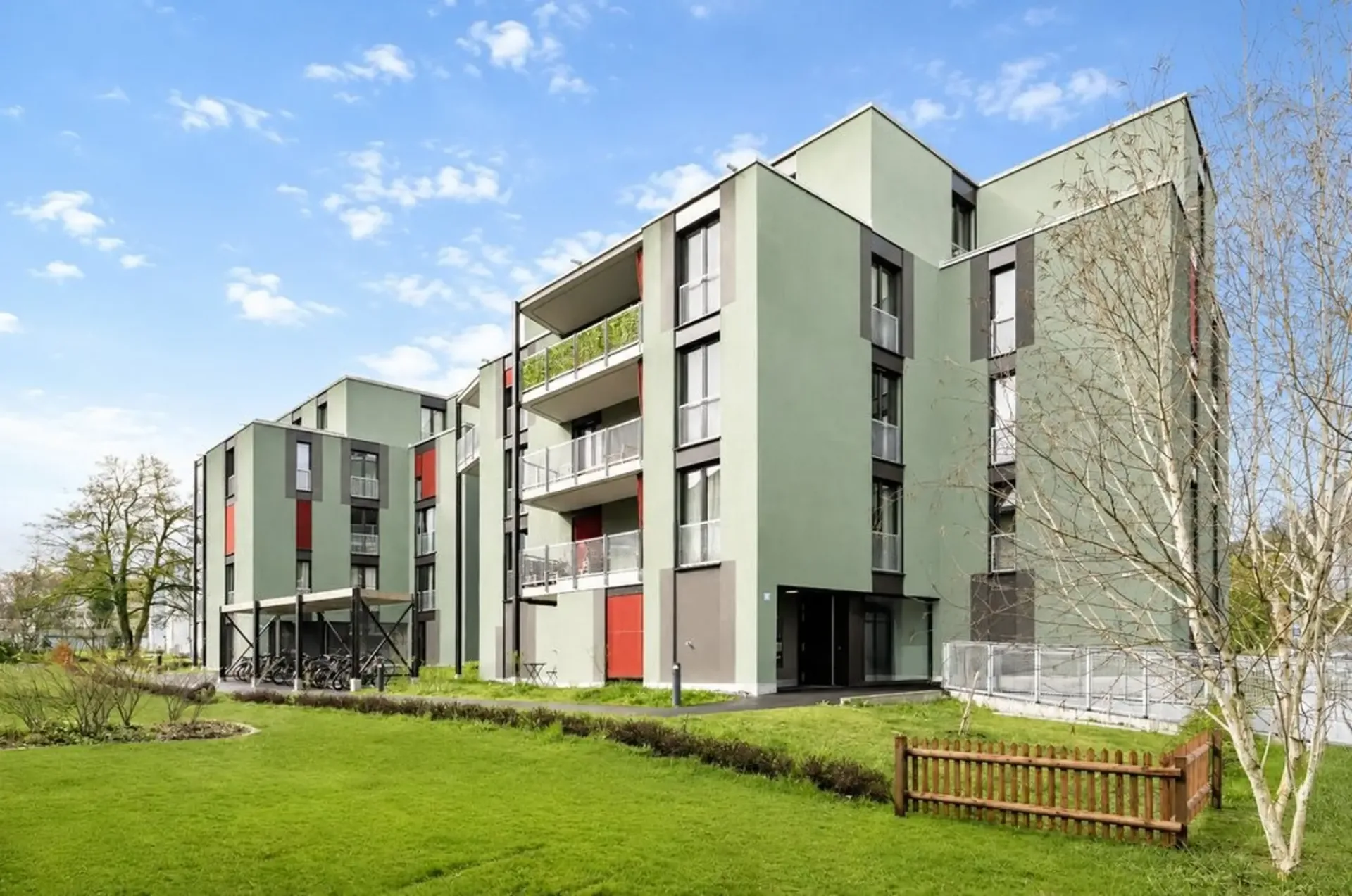 La tua nuova casa a Zürich-Wollishofen. Moderna & di alta qualità