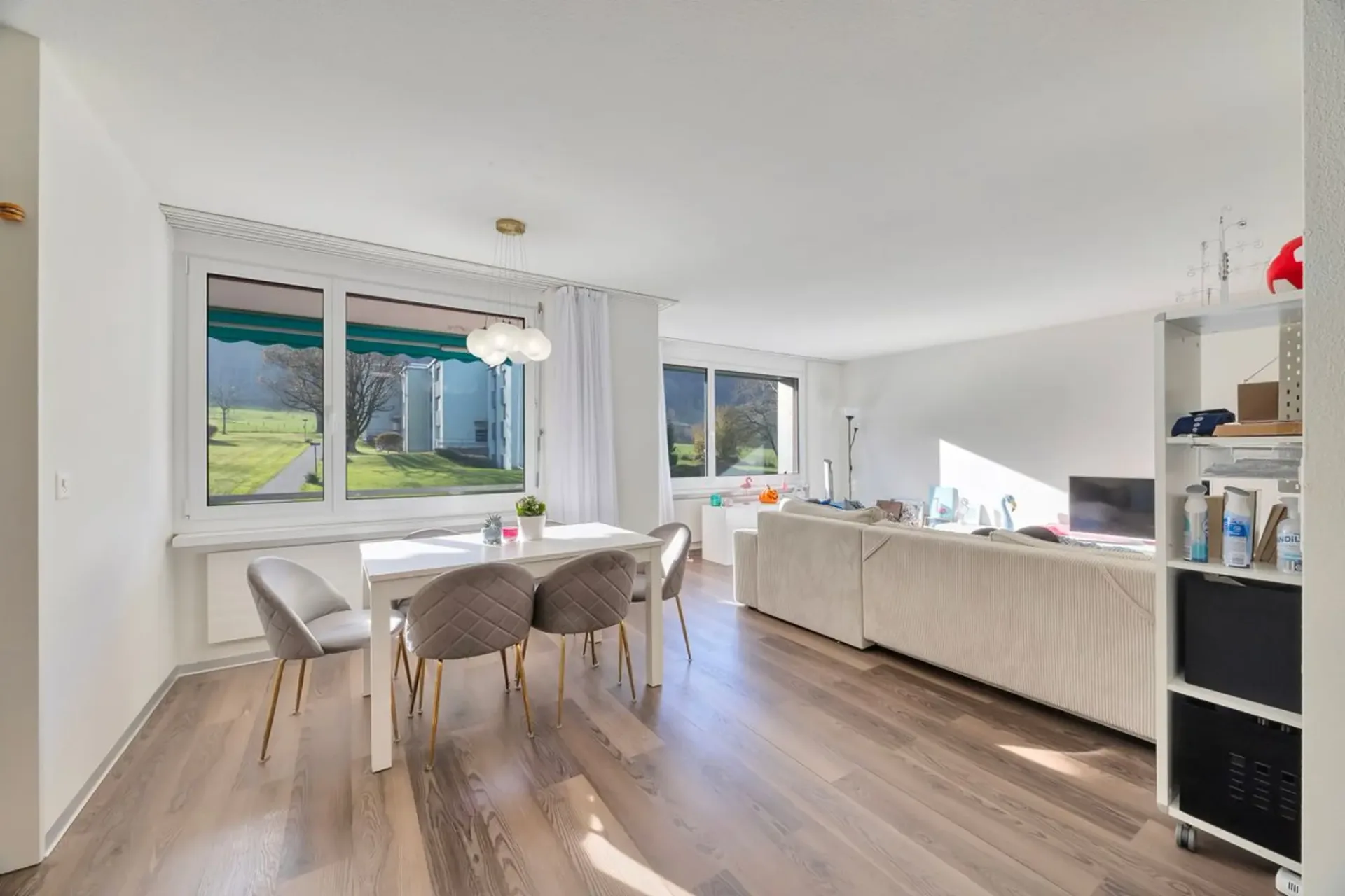 Perfektes Zuhause in Schübelbach - Sonnige 2.5-Zimmer-Wohnung mit Balkon