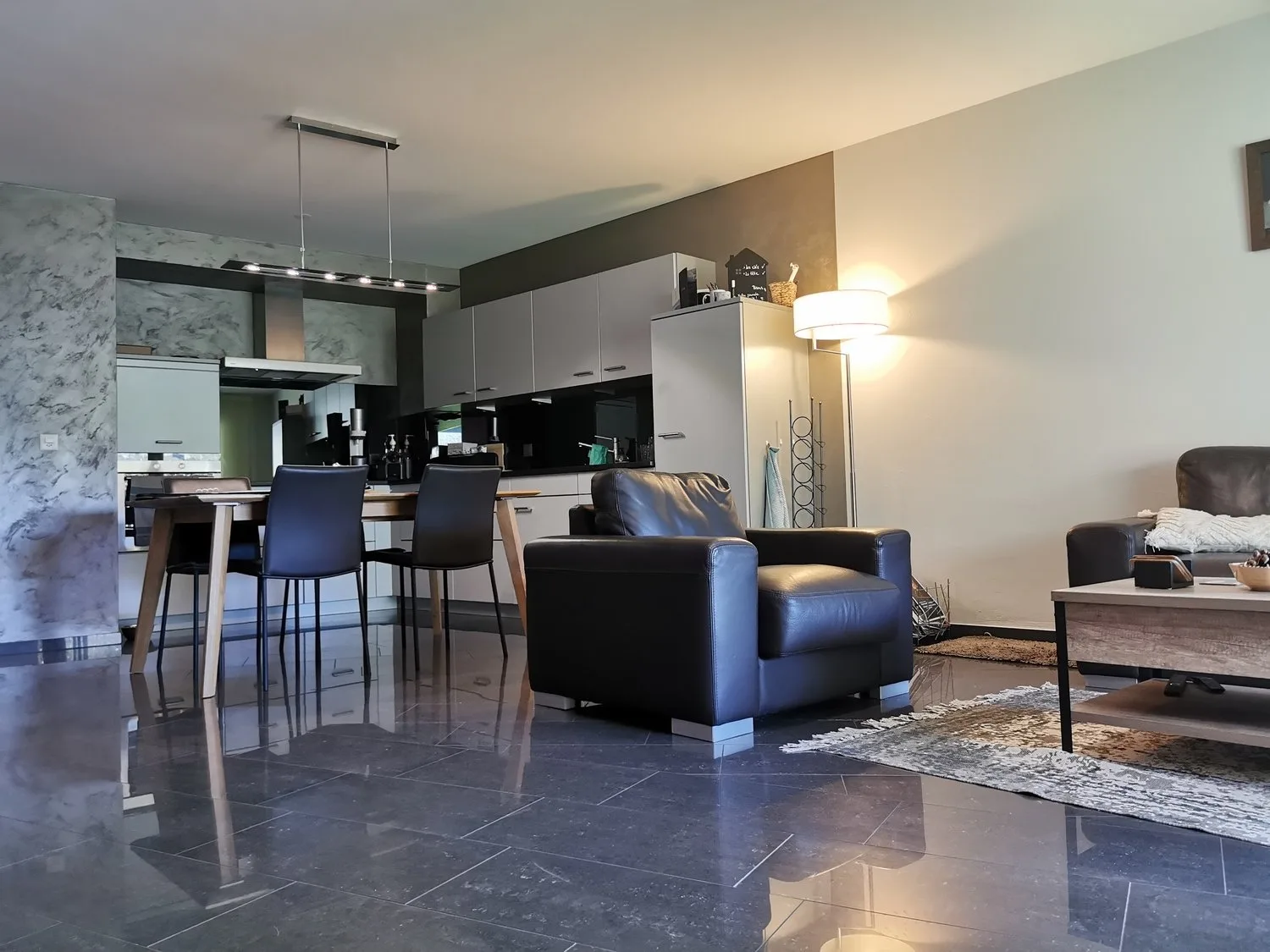 Prächtige 5,5-Zimmer-Wohnung zur Miete in Gravelone