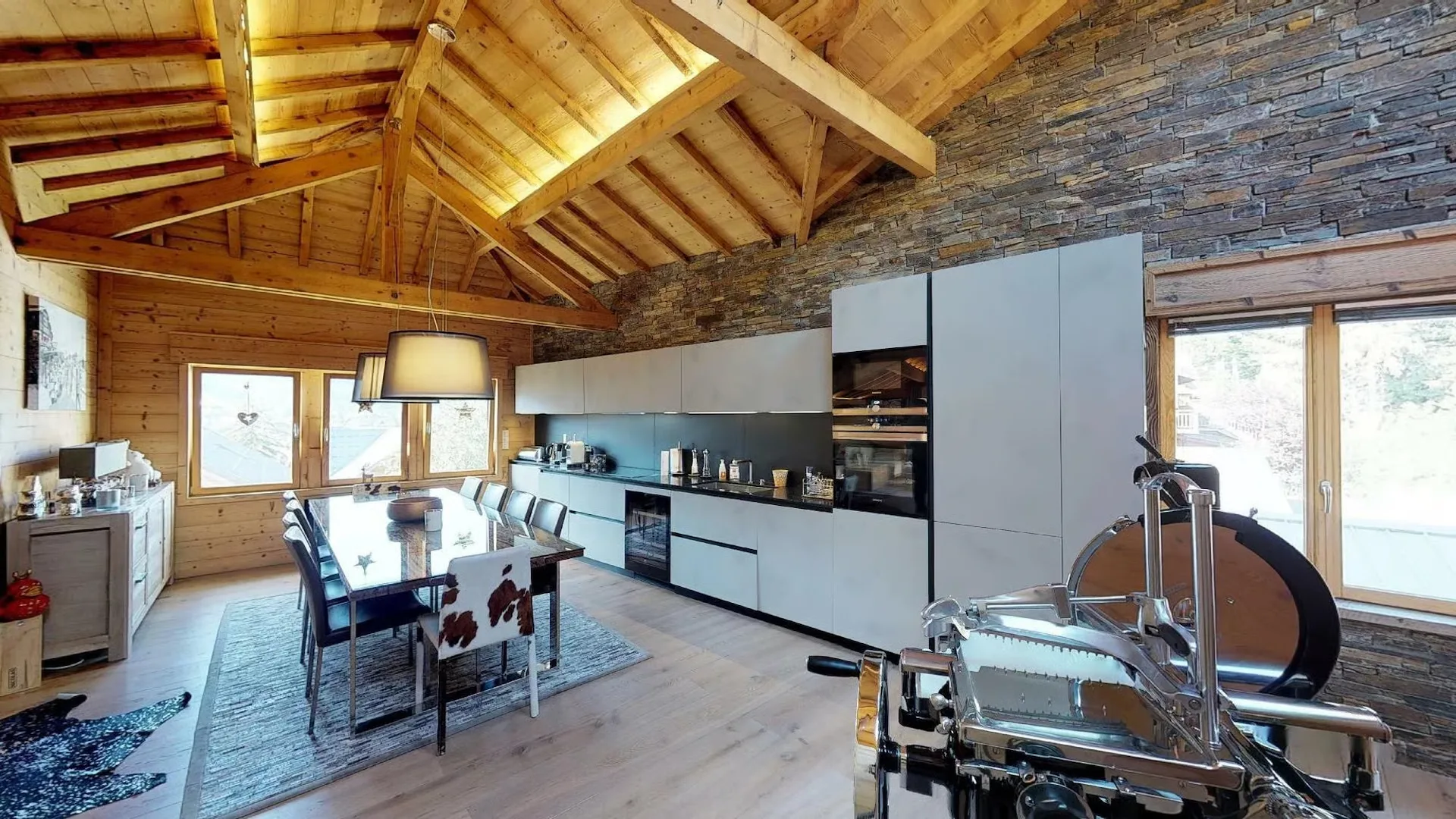 Die Kunst des Wohnens in Megève: elegantes Penthouse in der Ortsmitte