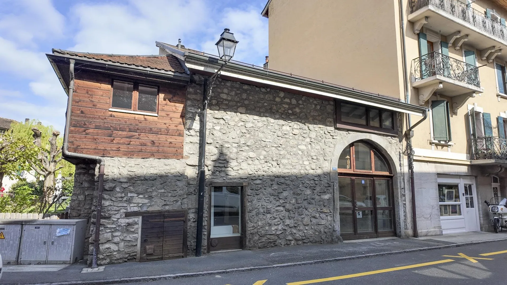 Komplett zu renovieren: Landhaus