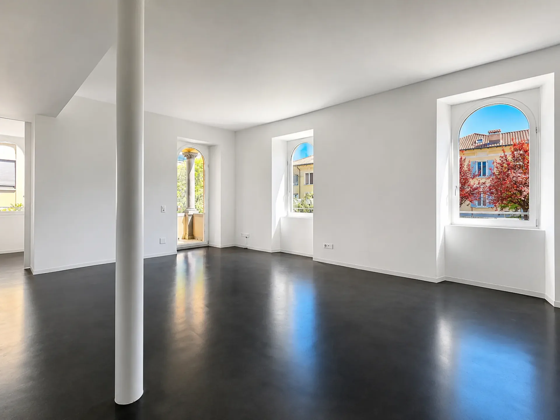 Chiasso: Modernes 4.5-Zimmer-Apartment in renovierter historischer Villa zu vermieten