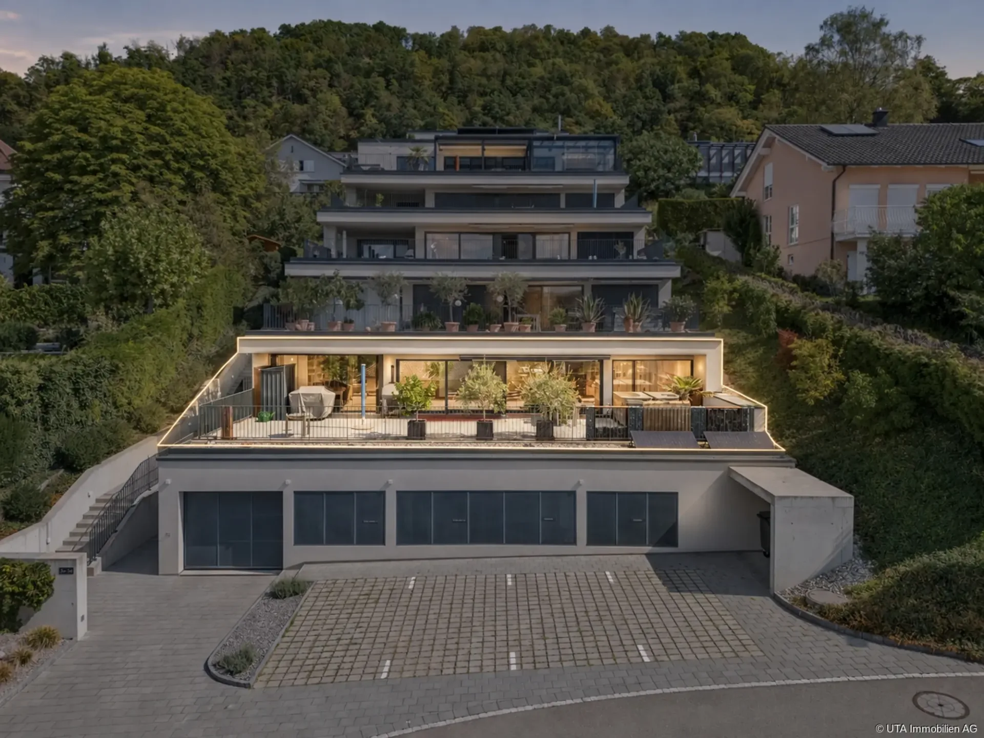 traumhafte 4.5-Zimmer-Terrassenwohnung an erhöhter Wohnlage