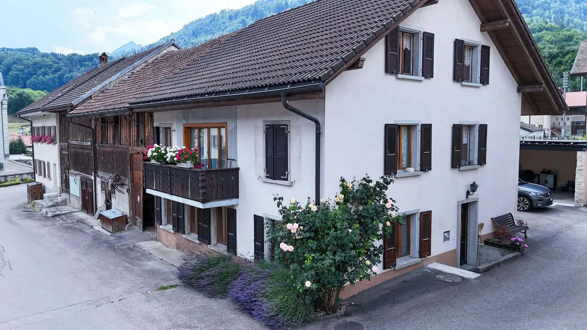 Charmantes Haus mit 2 Apartments in Albeuve