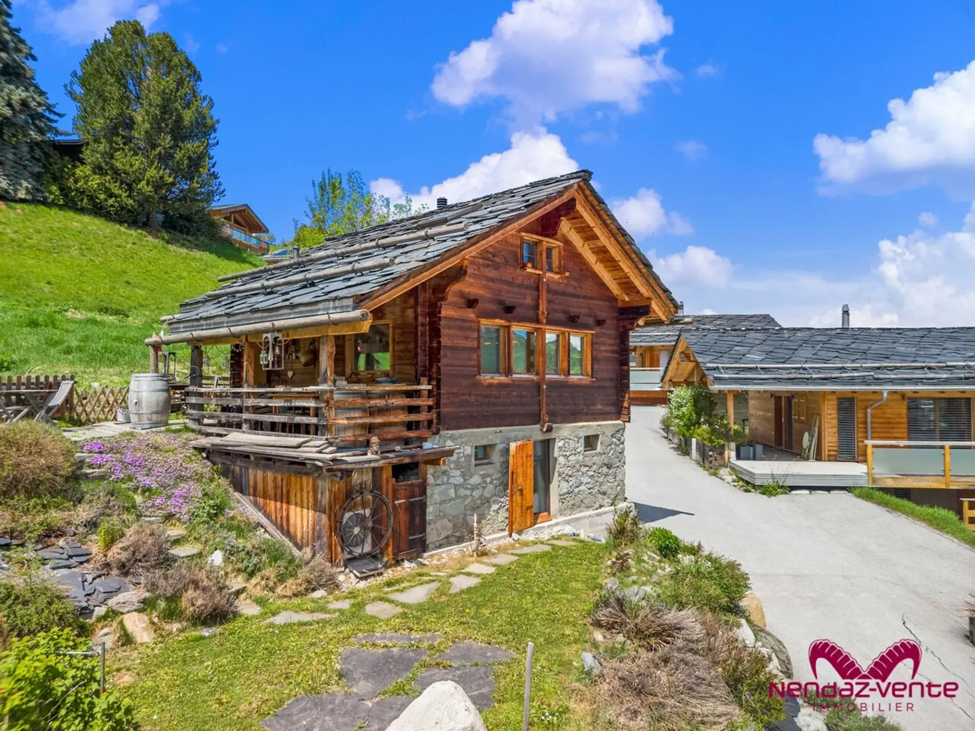 Chalet authentique à louer à la semaine  - un rêve à la montagne
