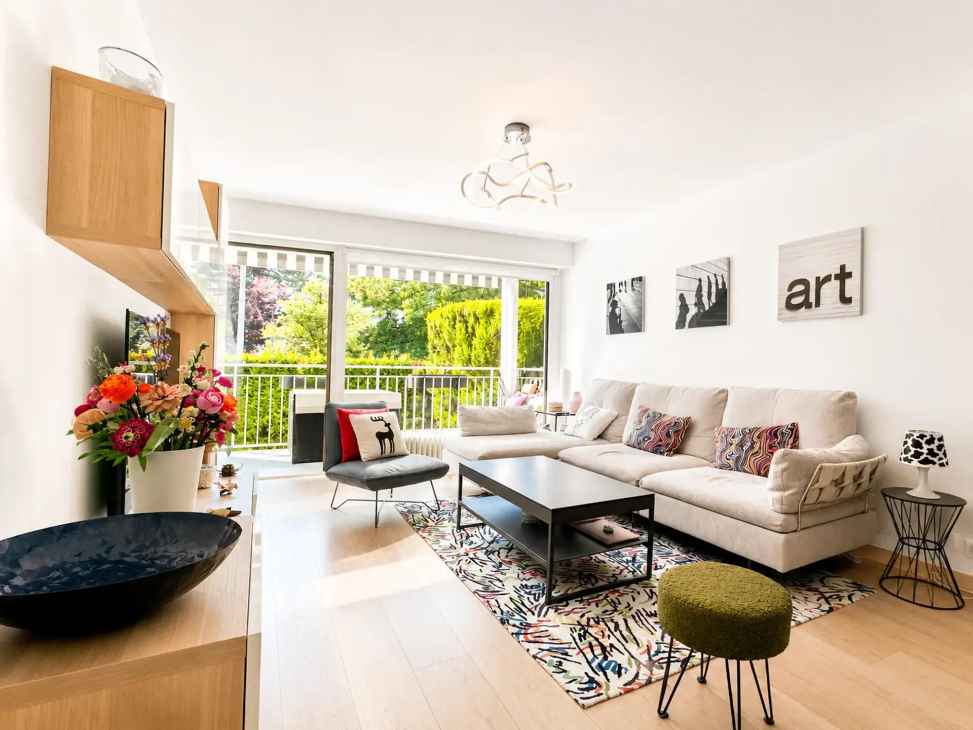 Fully renovated 80 m² apartment in Annecy's Golden Triangle