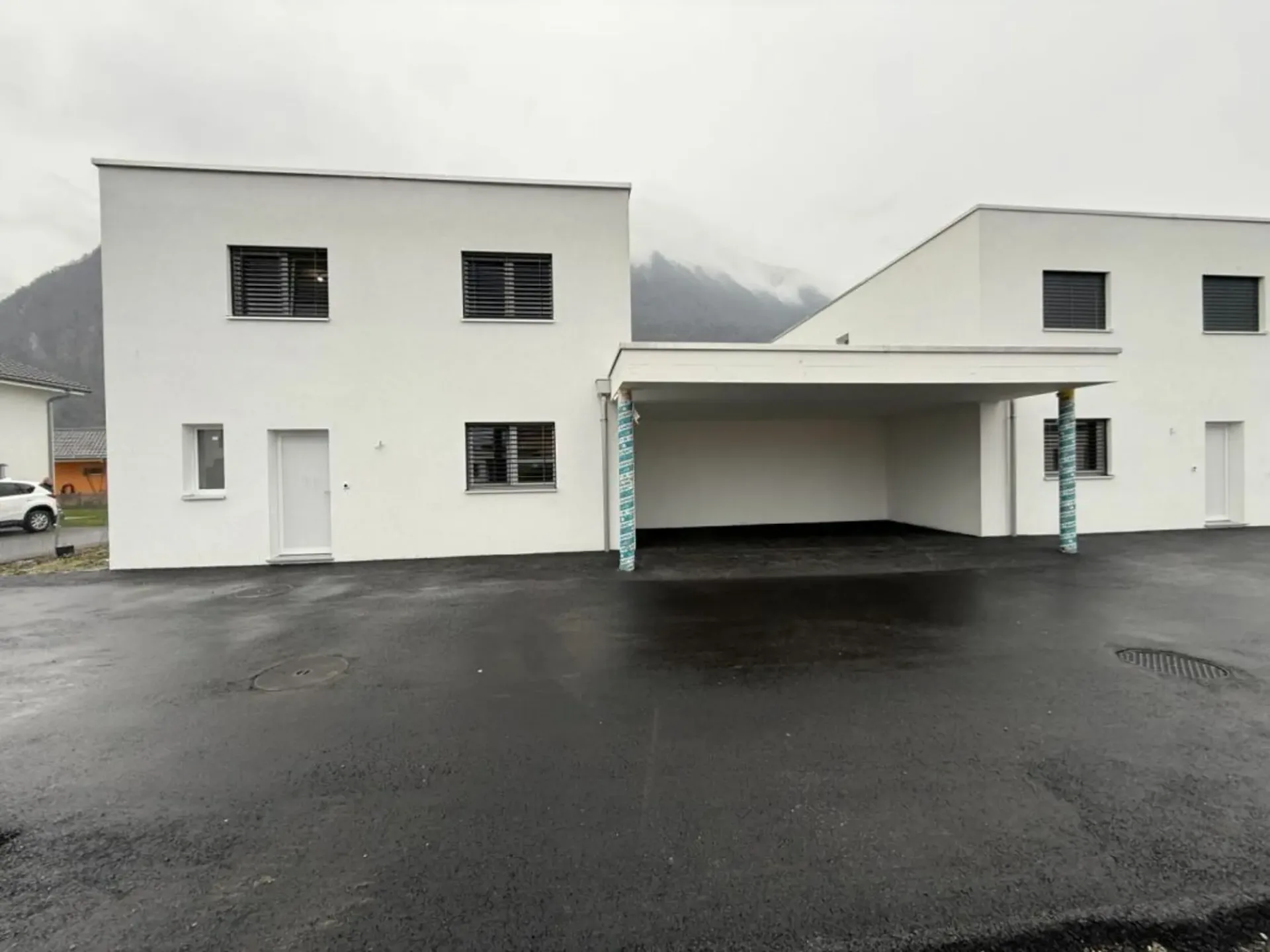 Angrenzende Villa mit 5.5 Zimmern in Bouveret