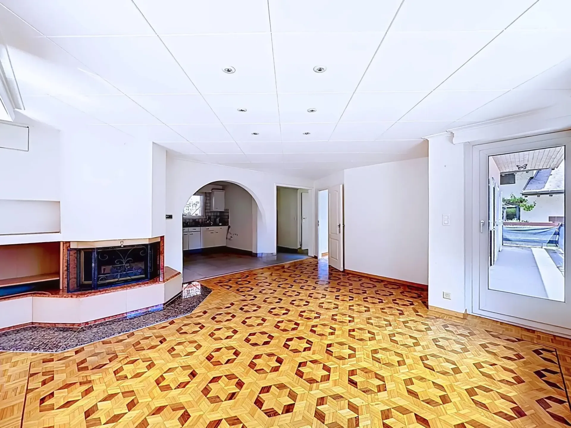 En exclusivité - Grand appartement avec jardin privatif, terrasse et balcon