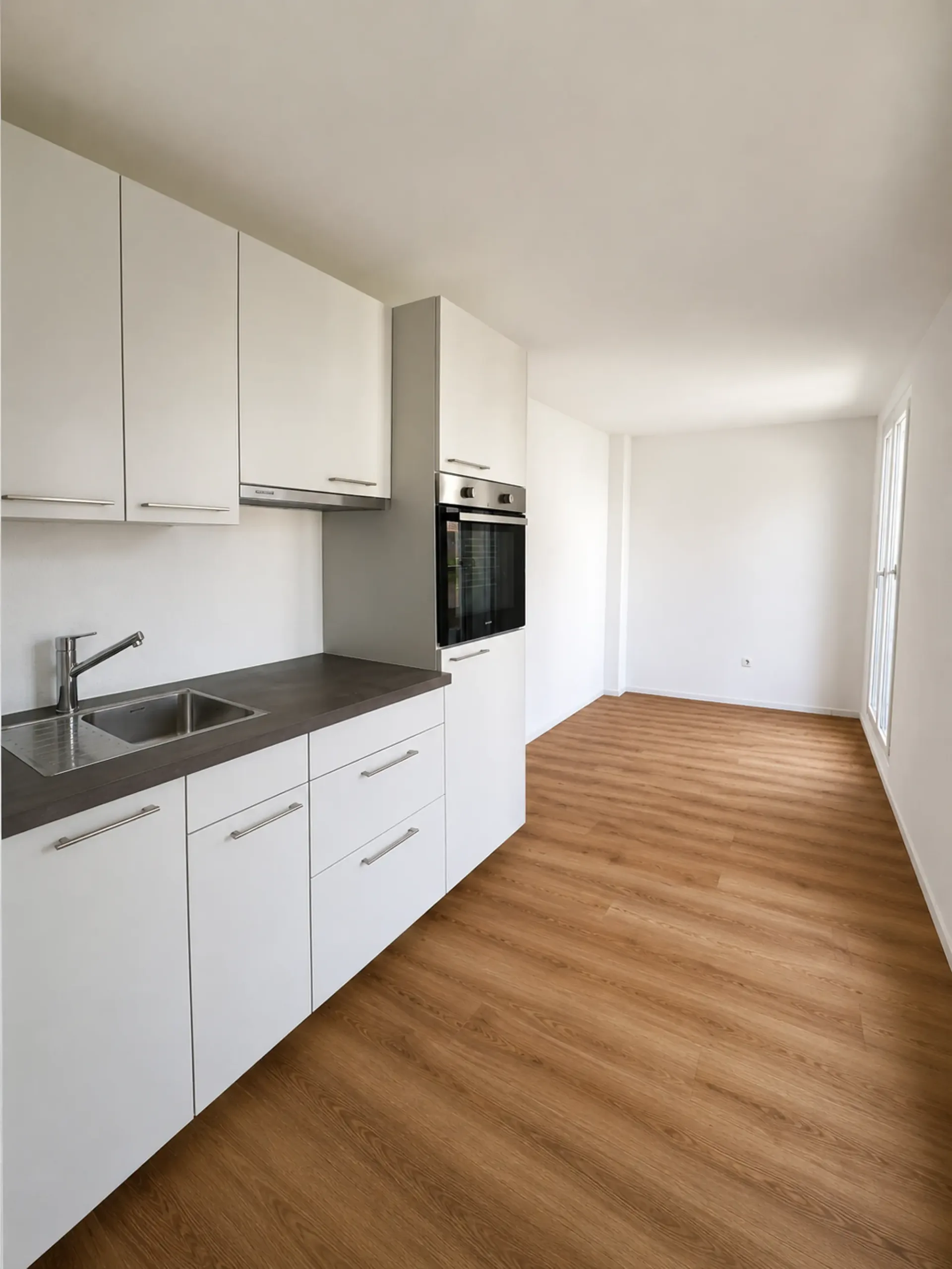 Stadt Solothurn Erstvermietung nach Kernsanierung – 1-Zimmer-Wohnung mit Balkon