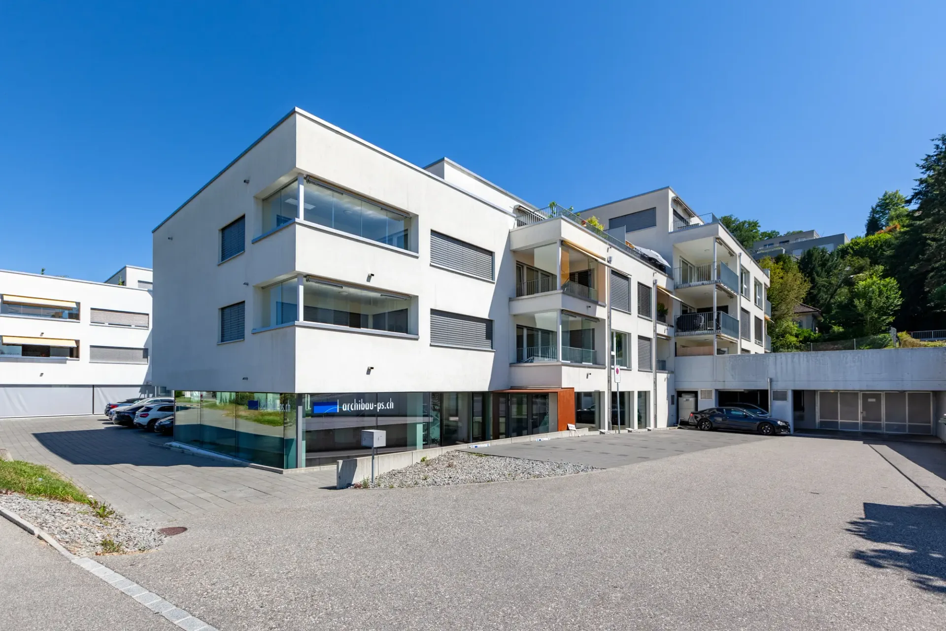 Gemütliche 4.5 Zimmer-Wohnung mit Balkon