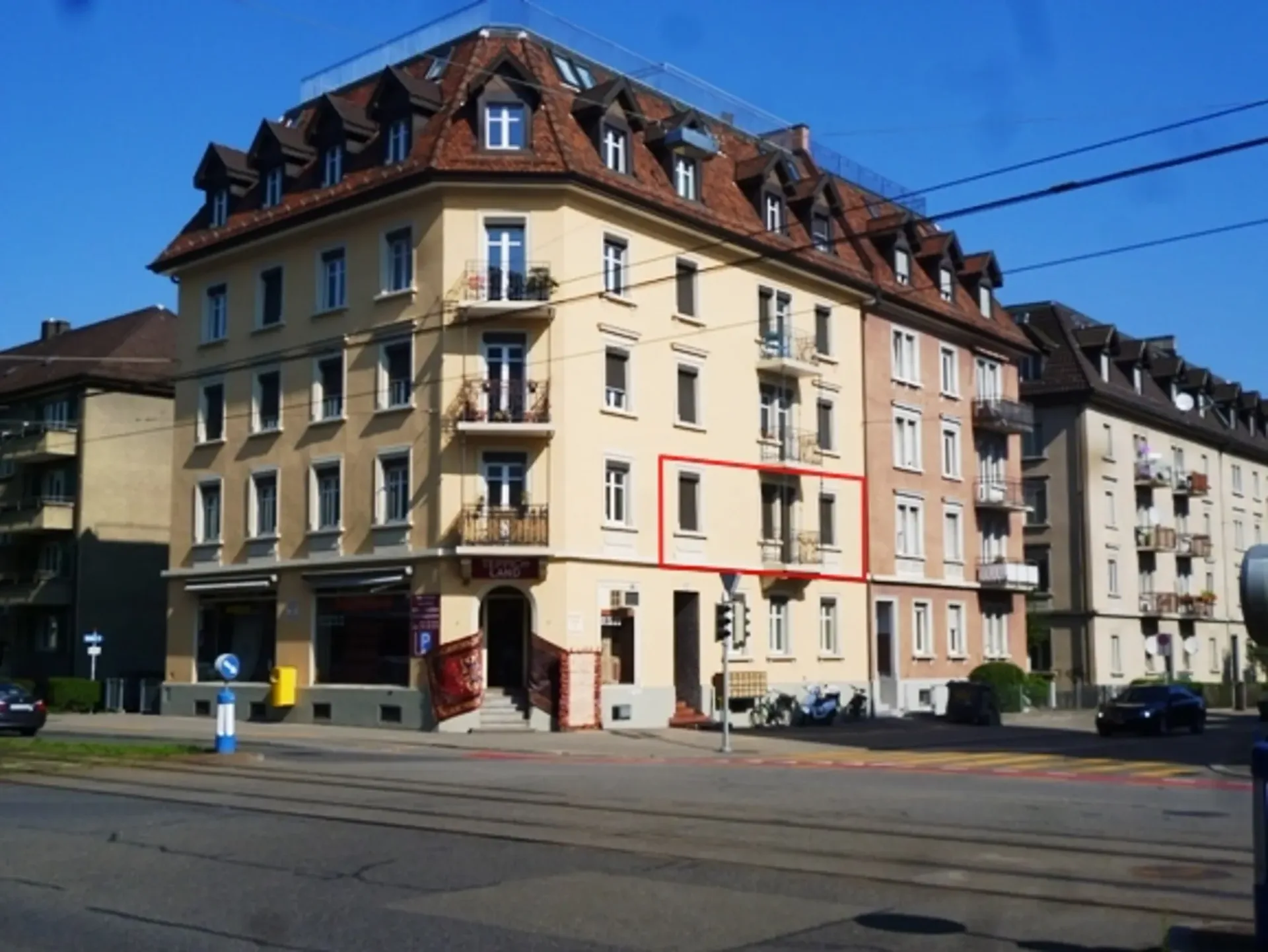 Attractive 3.5-room apartment with 2 balconies, near Letzipark