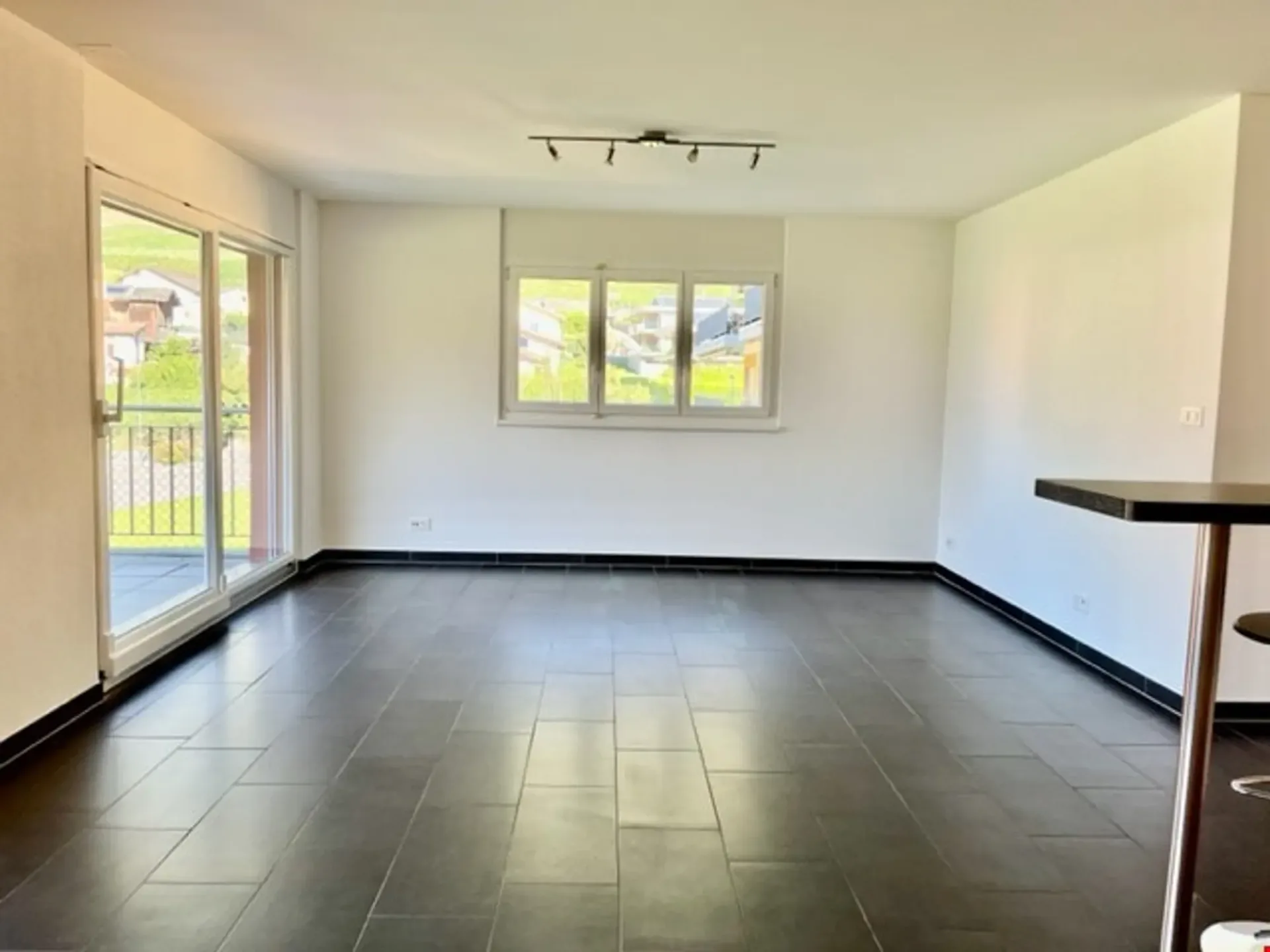 Schönes 3.5-Zimmer-Apartment in ruhiger Lage in Fully