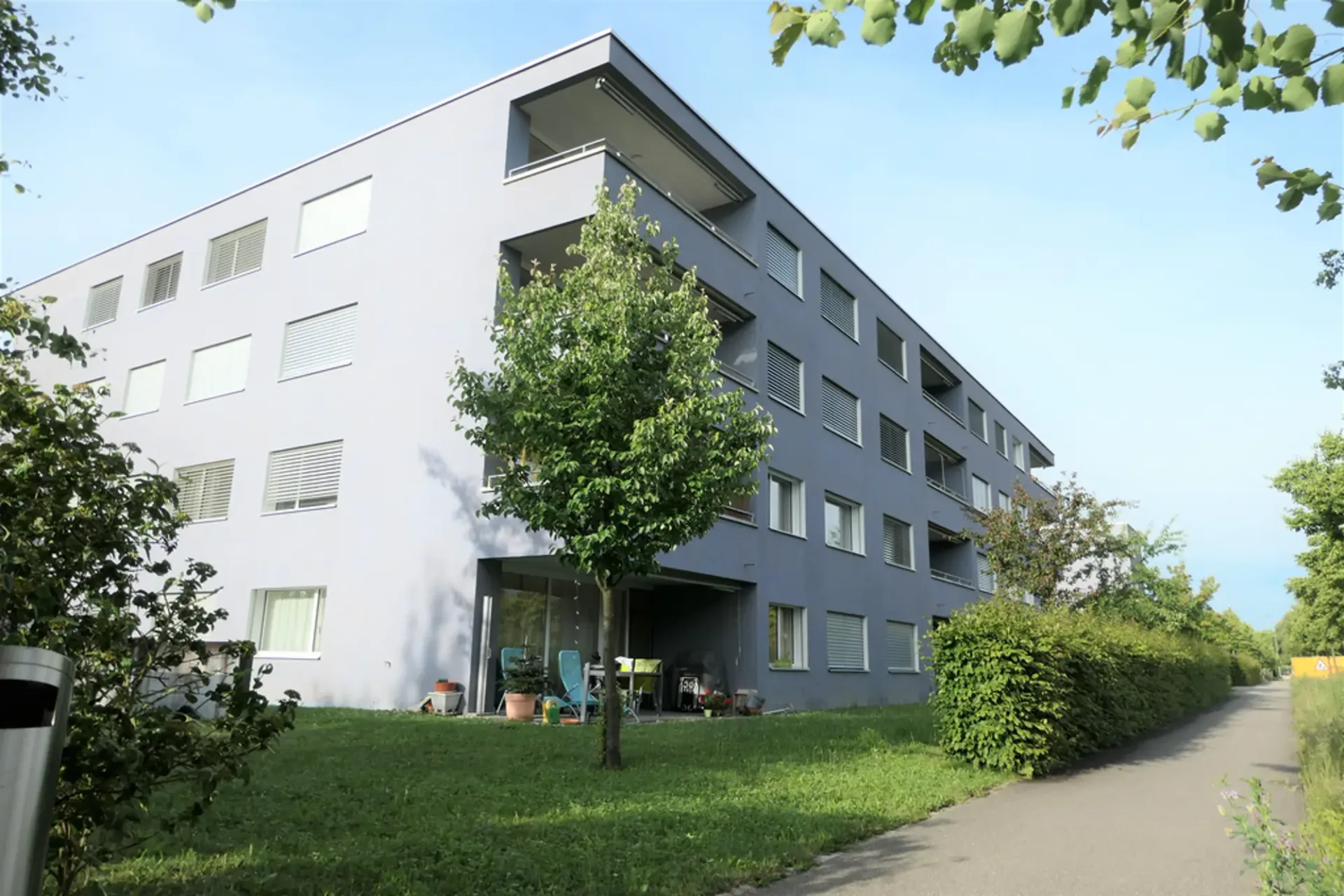 FAMILIENFREUNDLICHE WOHNUNG AN RUHIGER LAGE