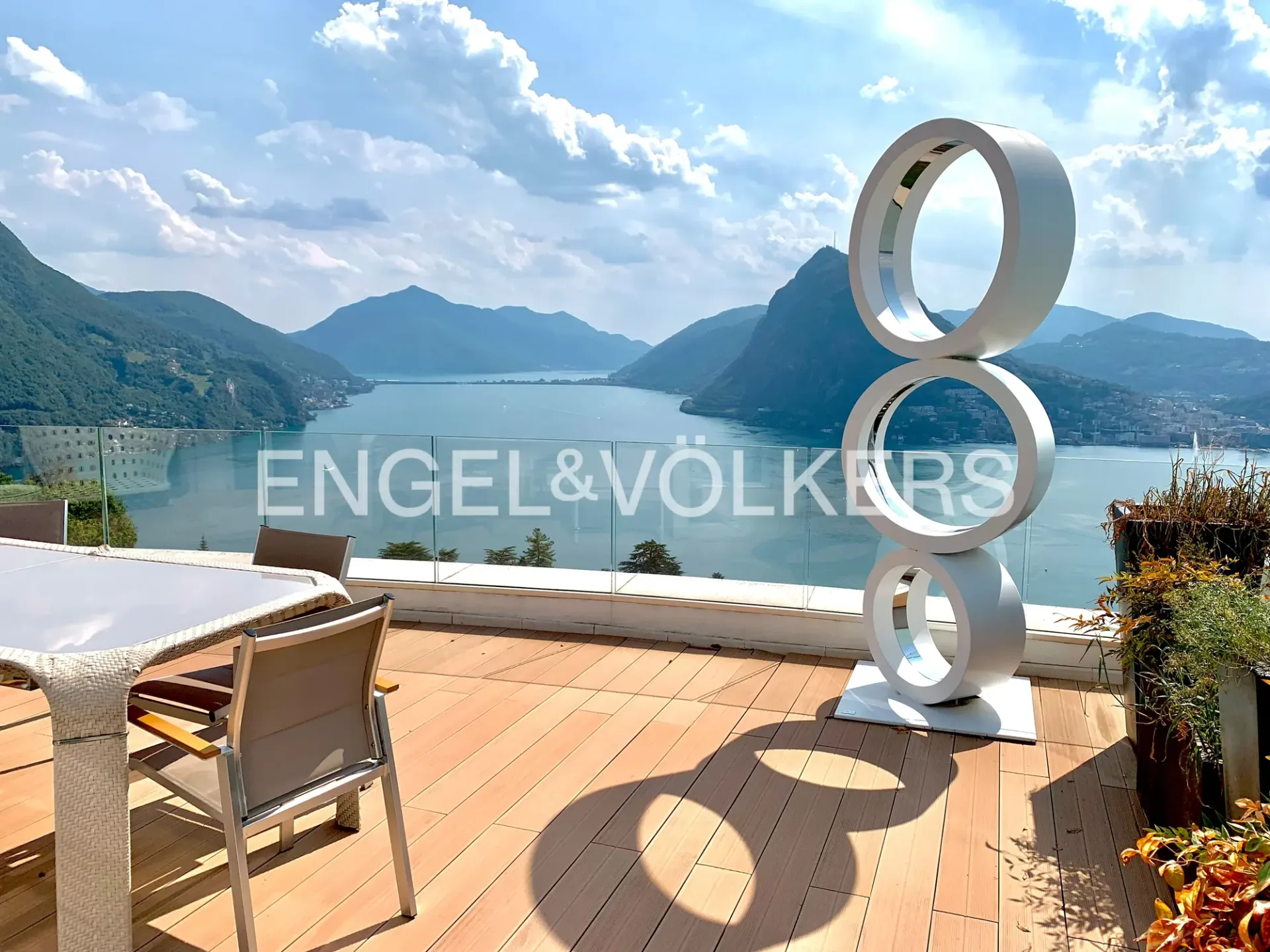 Herrliche Terrassenwohnung mit Panoramablick