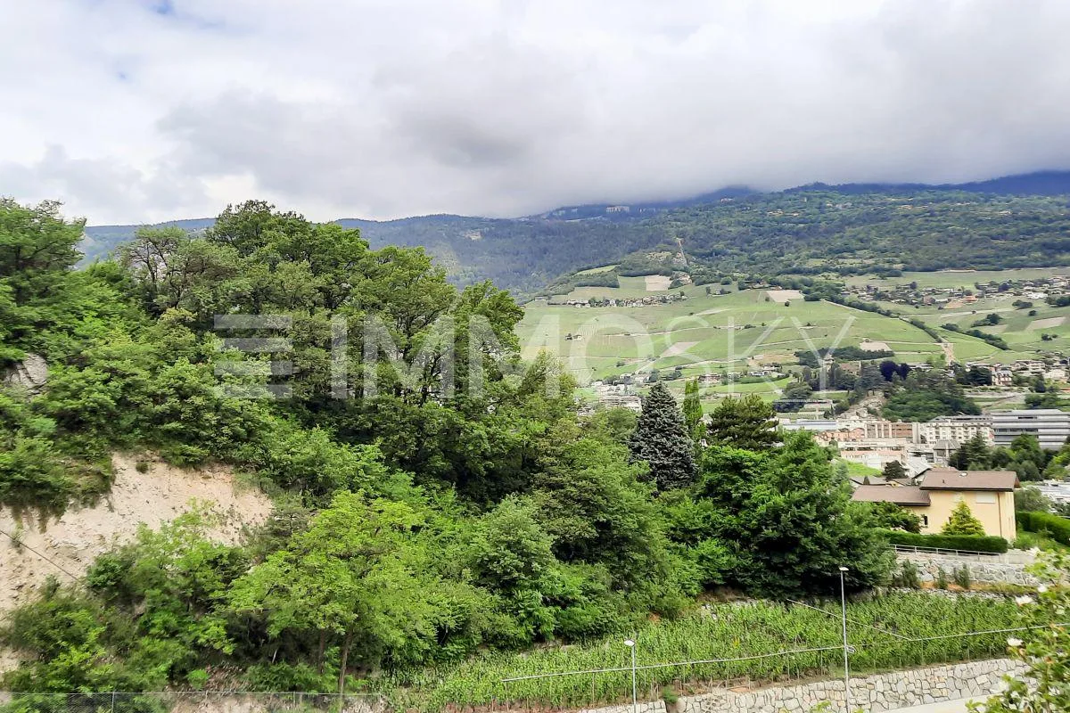 Esclusività ImmoSky: Terreno edificabile con vista unica