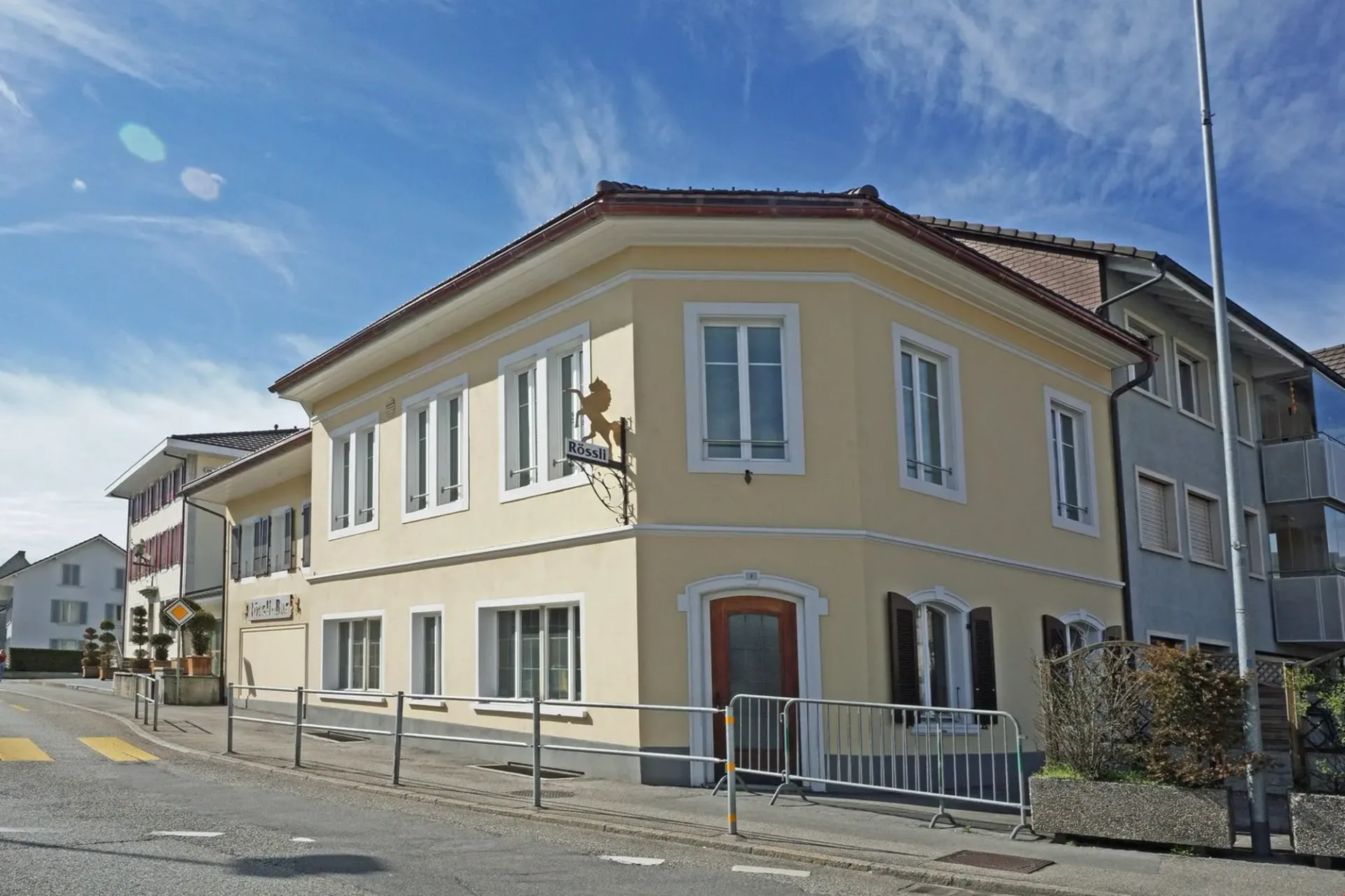 Appartement rénové de 2,5 pièces - Rez-de-chaussée (Appartement 7)