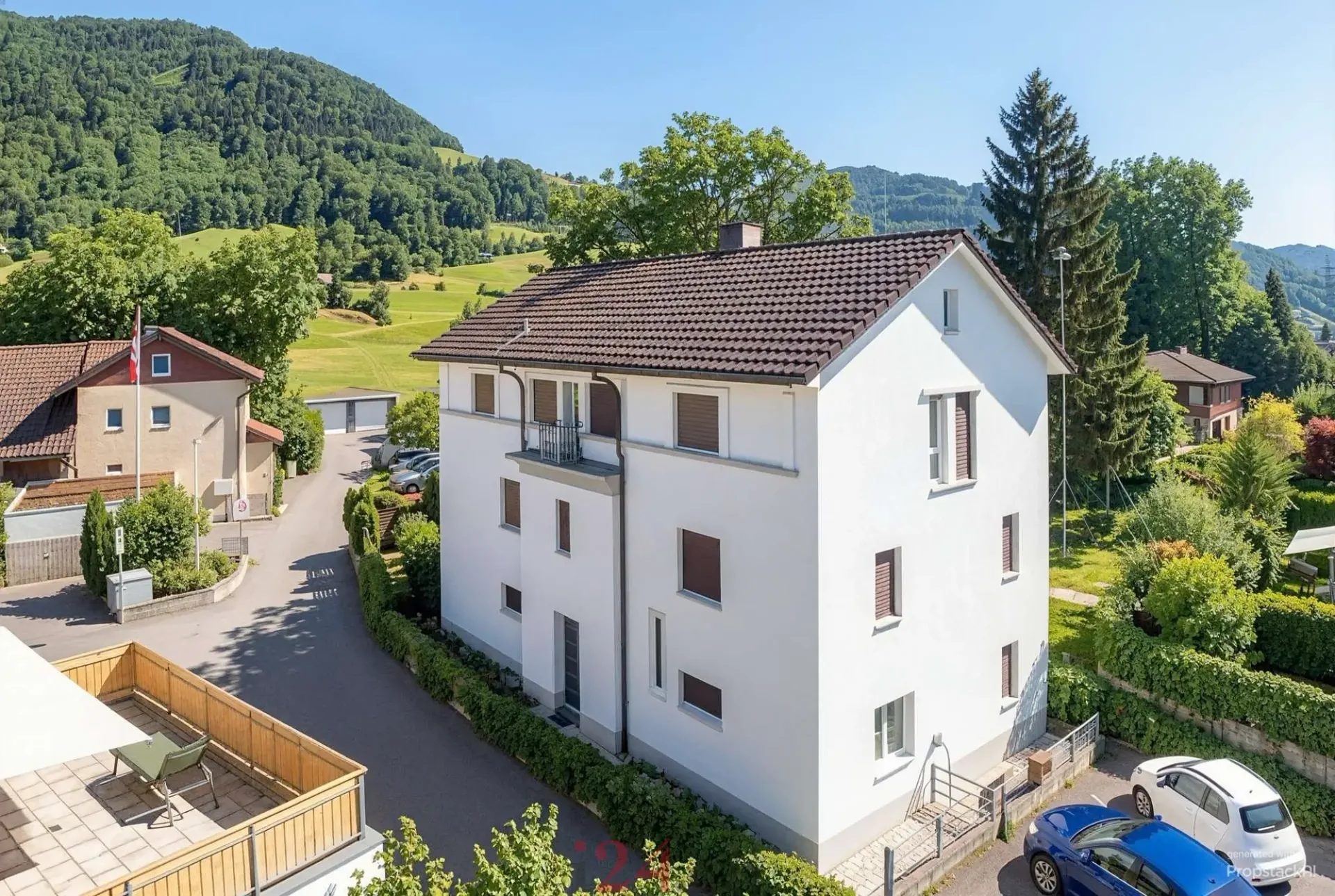 Mehrfamilienhaus mit drei Wohneinheiten im Familienfreundlichem Quartier