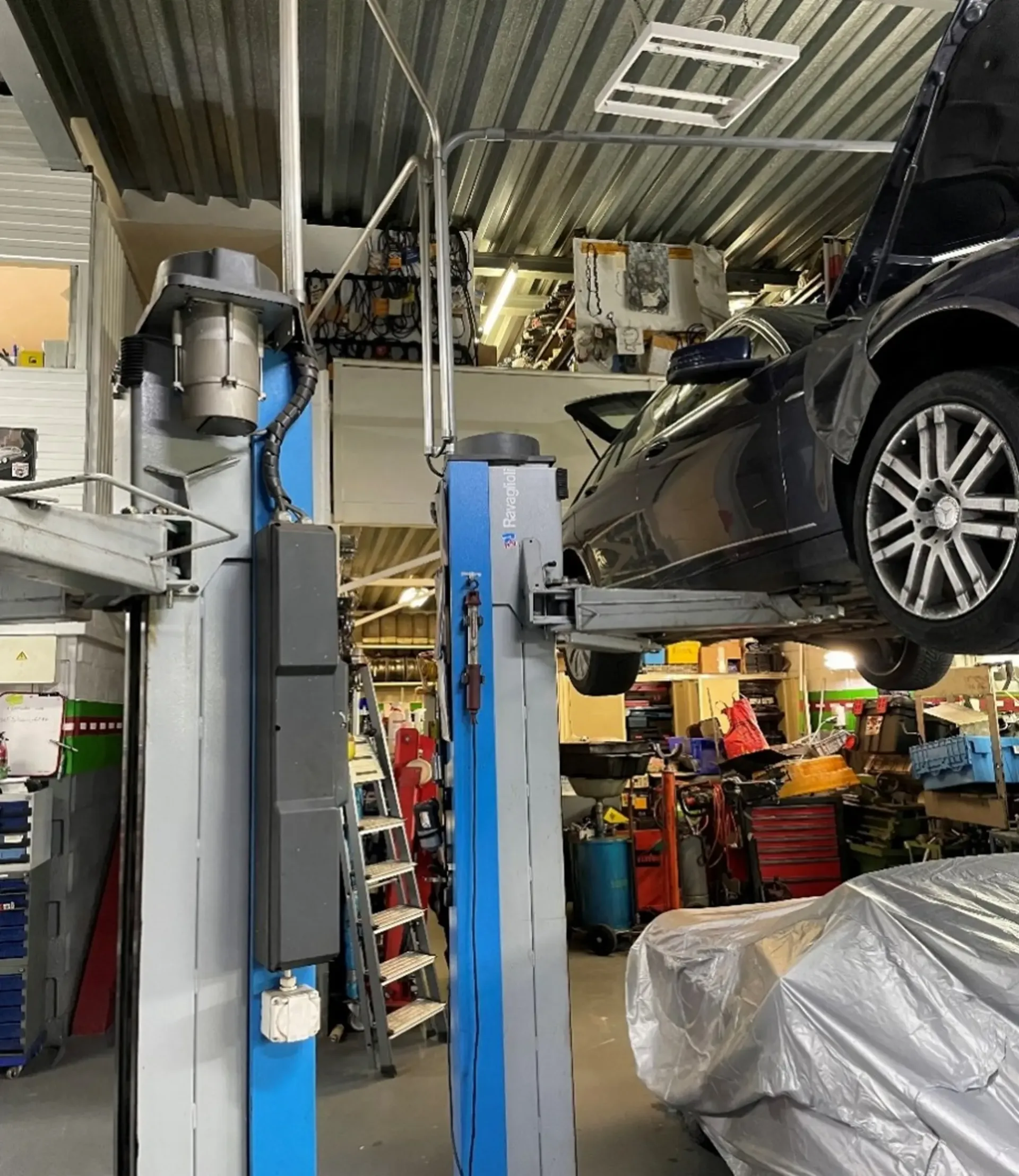 Seltene Gelegenheit in Aclens Garage für Mechanik und Karosserie