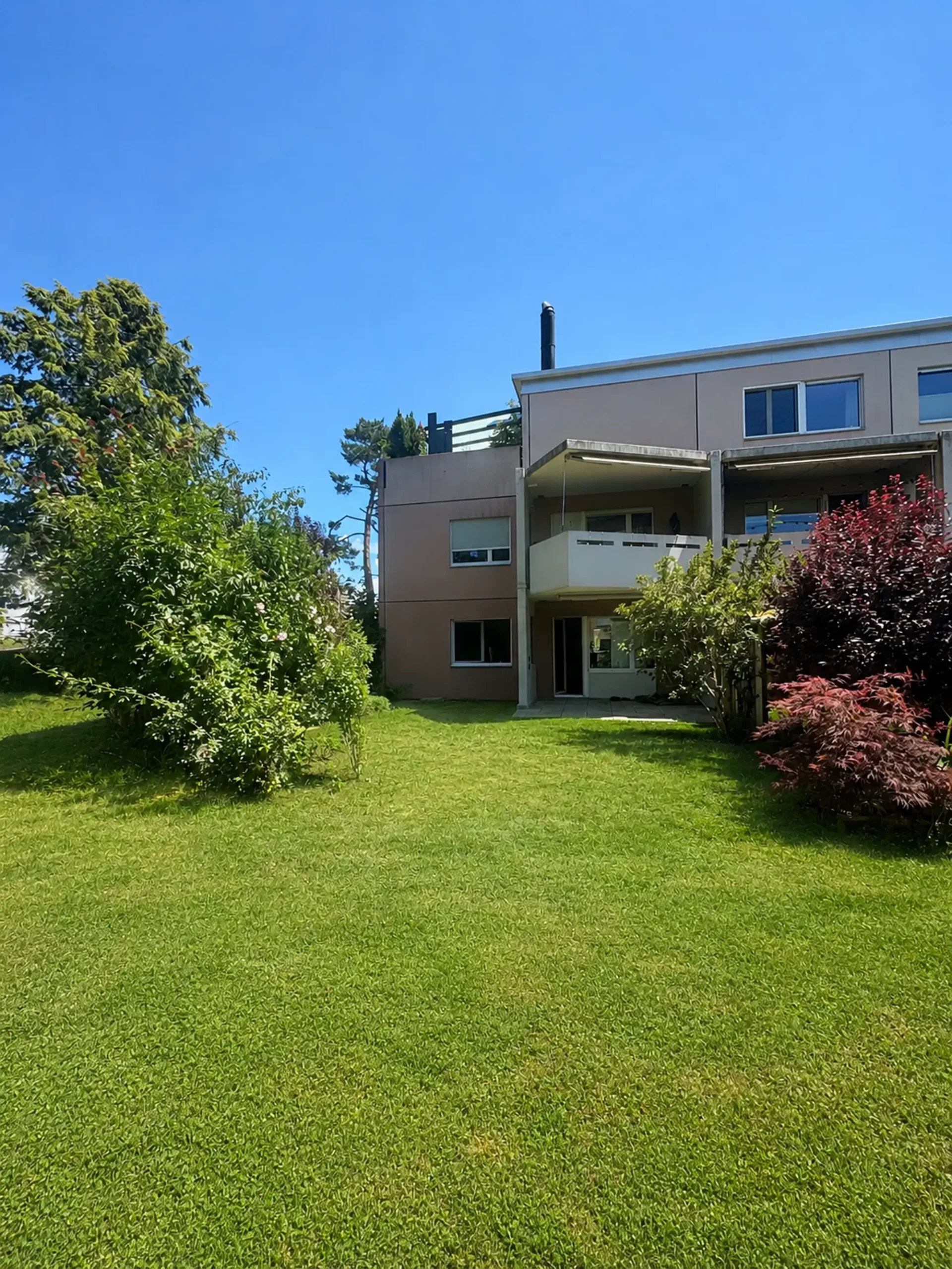 Erstbezug nach Sanierung – Ihr neues Zuhause direkt im Grünen