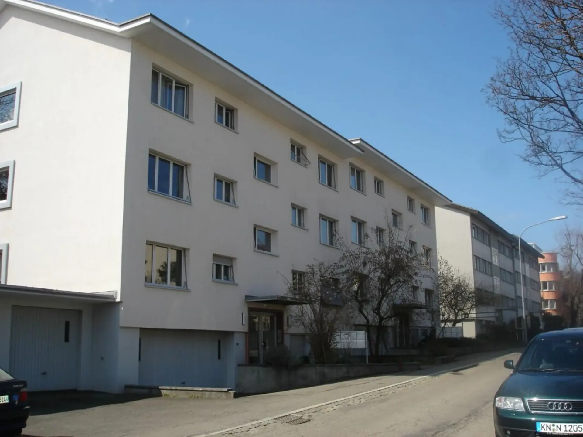 Living in the popular Wollishofen district until 31.01.2027