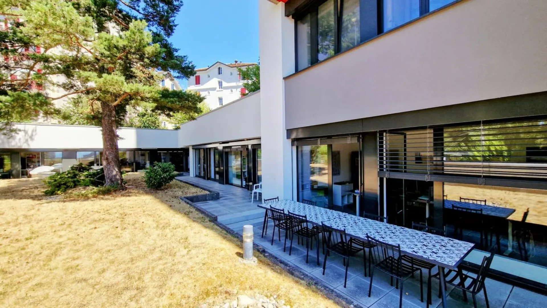 Büros mit privater Terrasse im Zentrum von Lausanne!