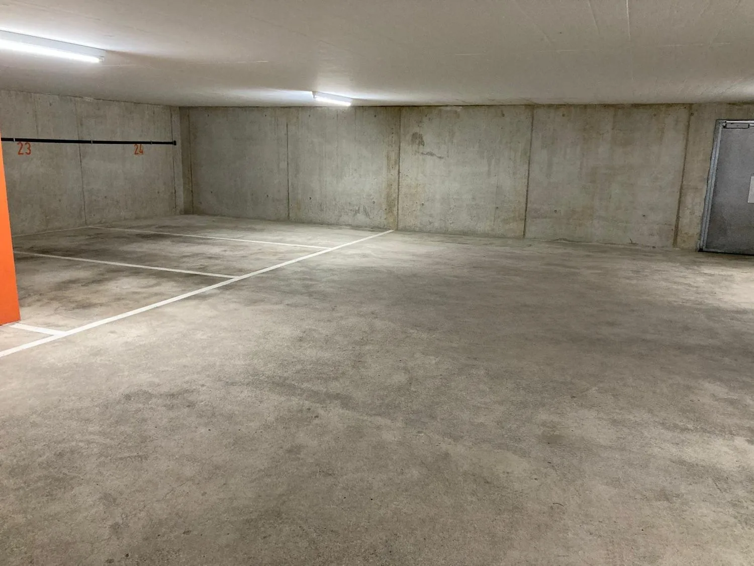Einstellhallenplatz in Bubendorf zu vermieten