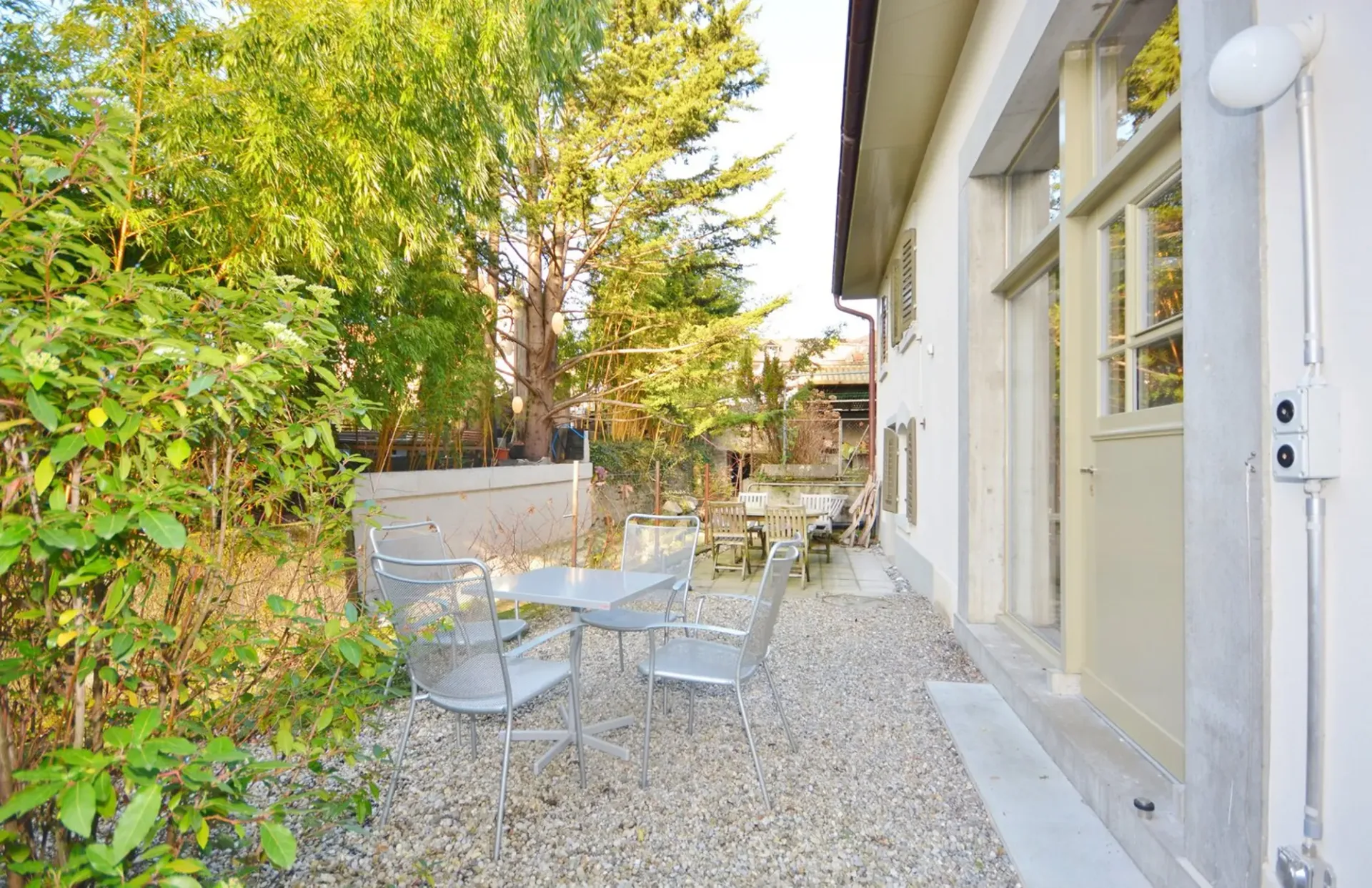 Studio im Dorfkern – Wohnen direkt am Bach