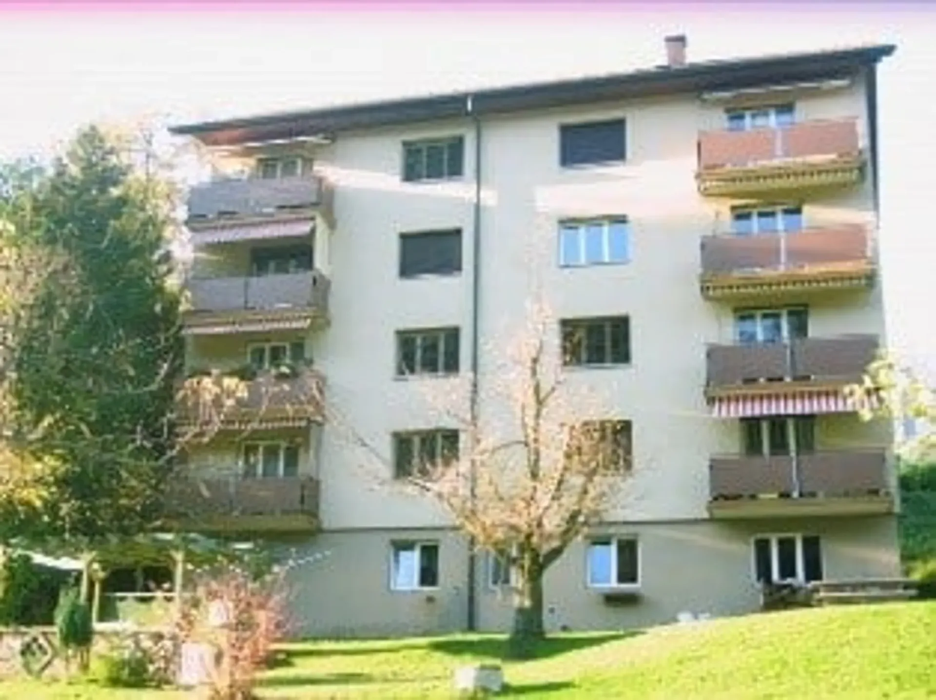 Moderne 3-Zimmer-Wohnung mit Balkon in Wünnewil