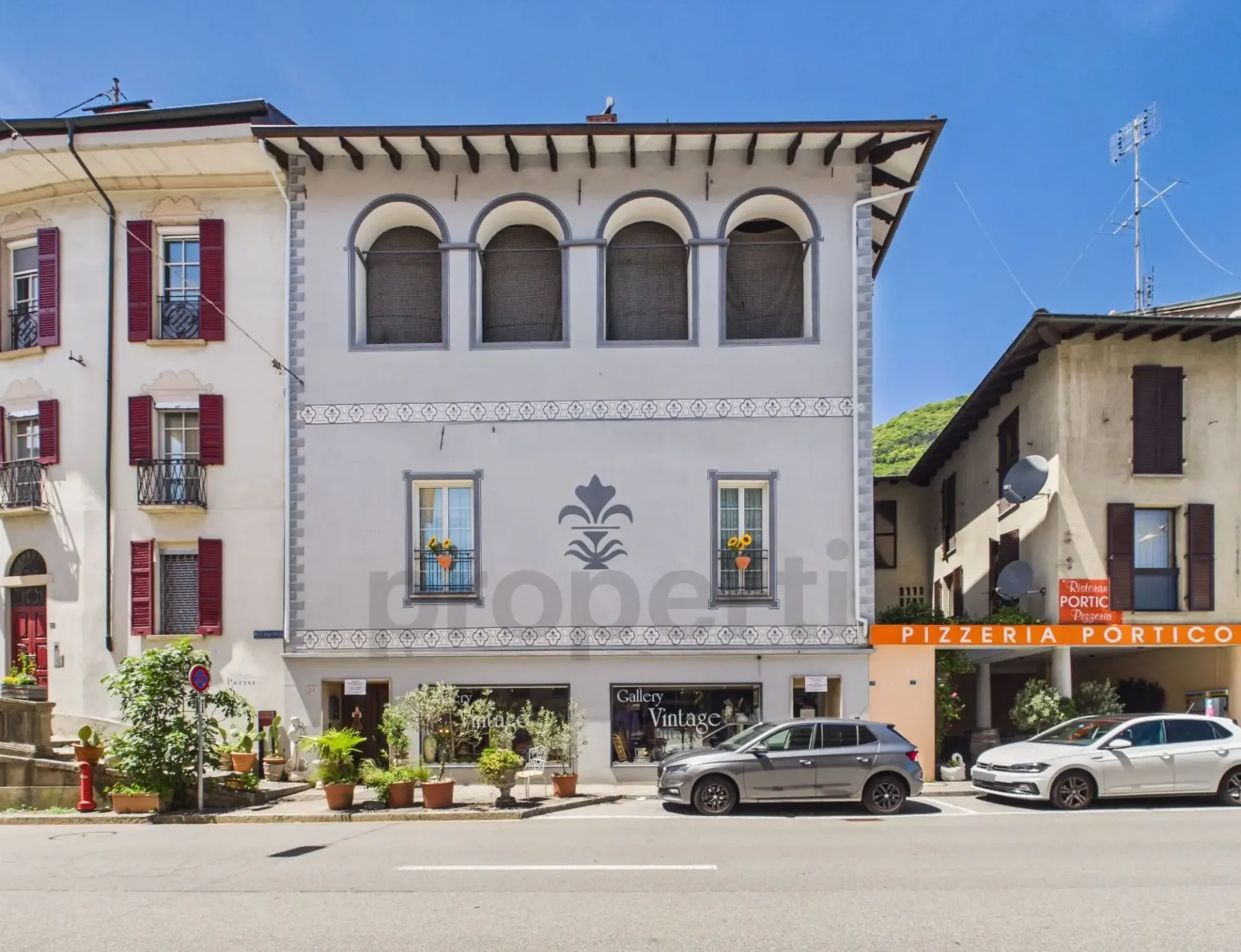 House of the Barons - Historic Patrician Residence in the Heart of Brissago