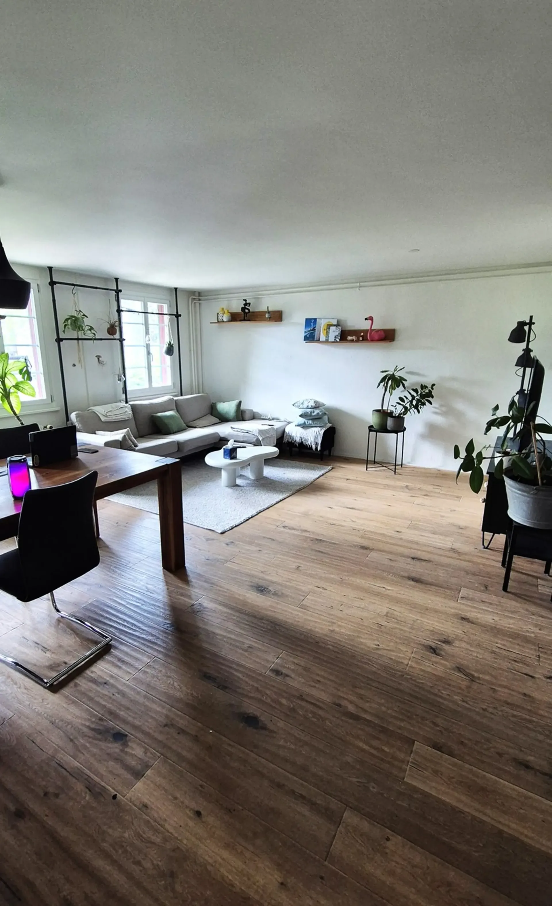 Charmante 3.5-Zimmer-Altbauwohnung mit Balkon an zentraler Lage