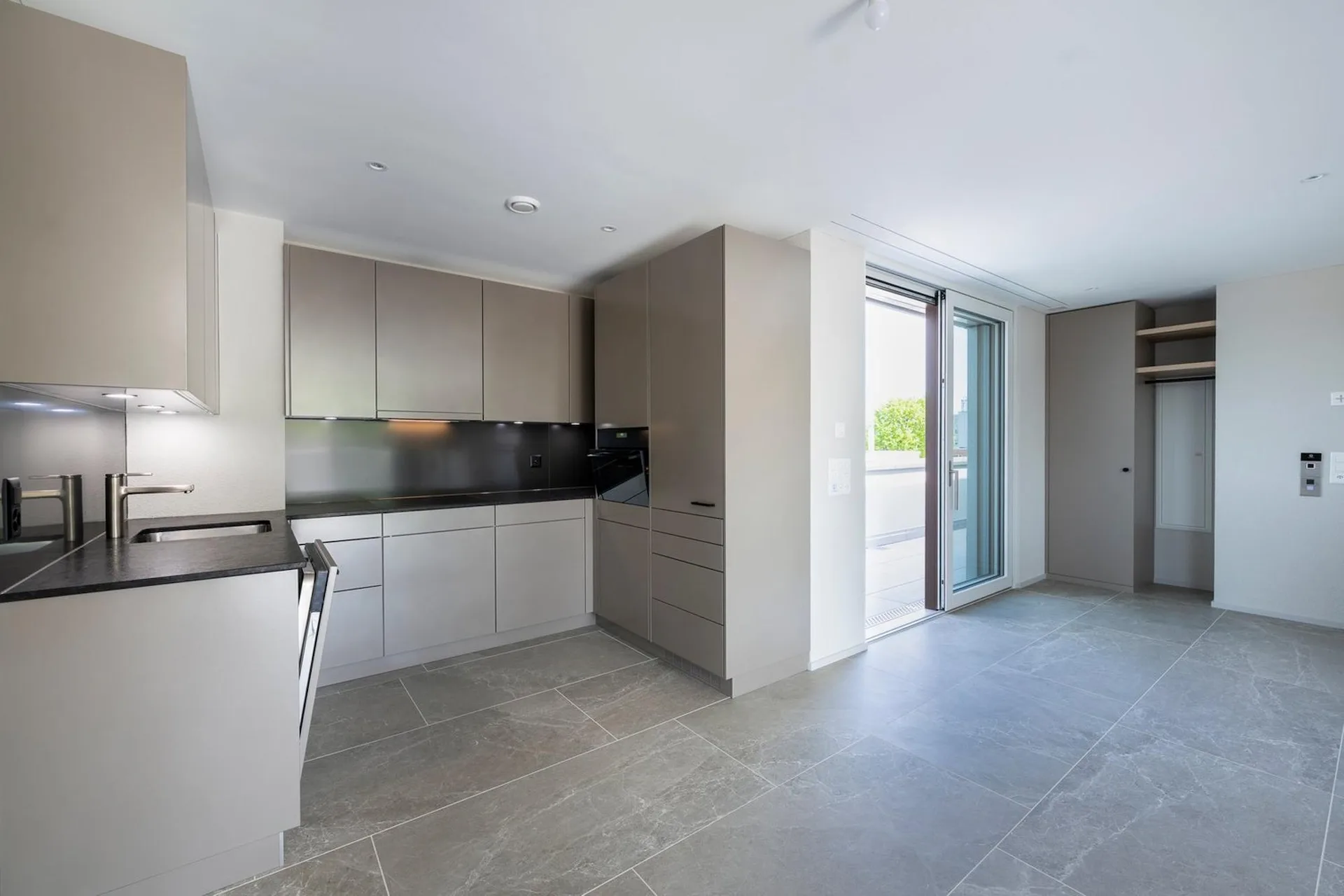 Neubau Saatlenstrasse Zürich  Ihre neue 2.5 Zimmer-Wohnung