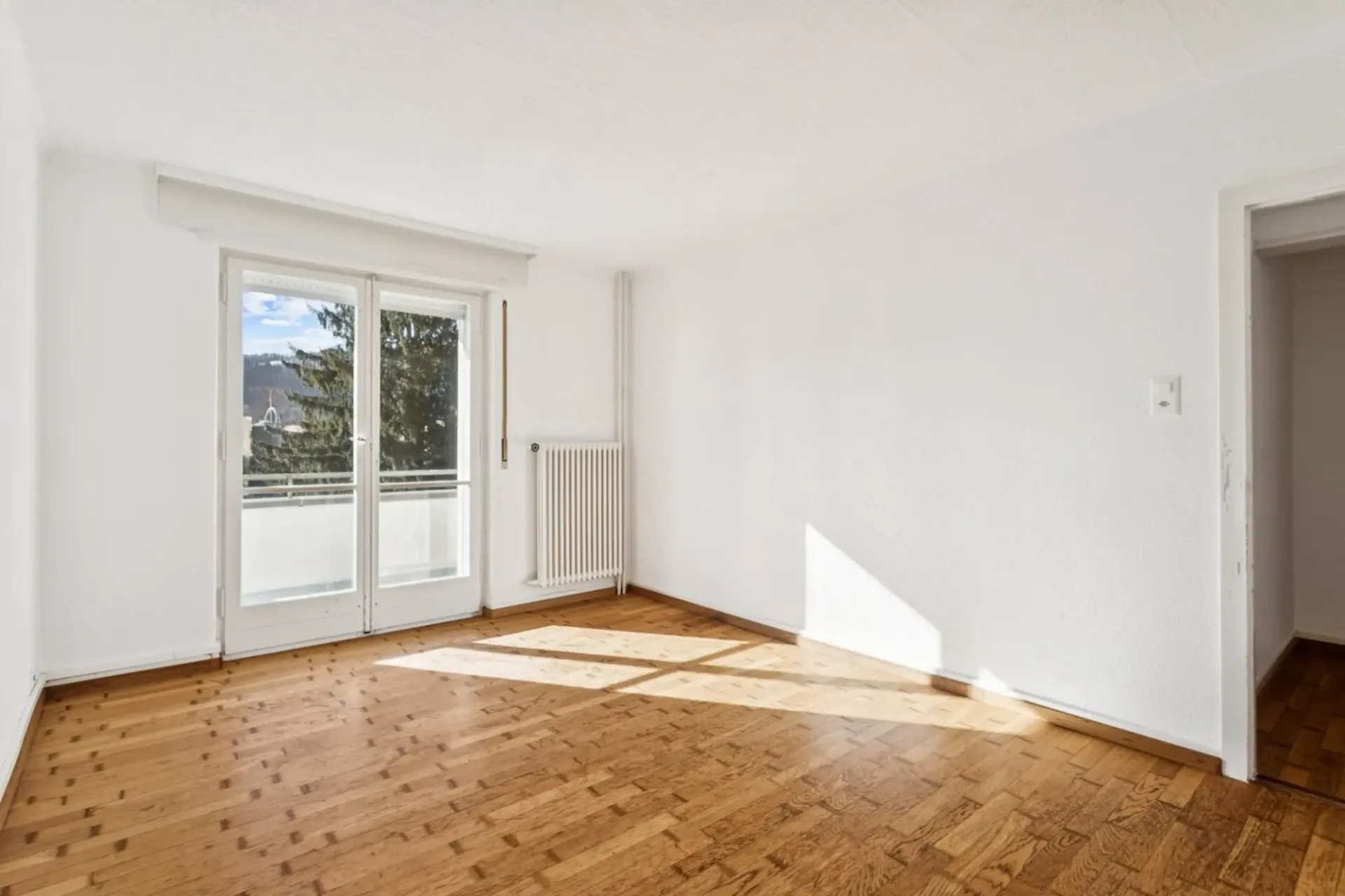Renoviert - Balkon - gute Lage