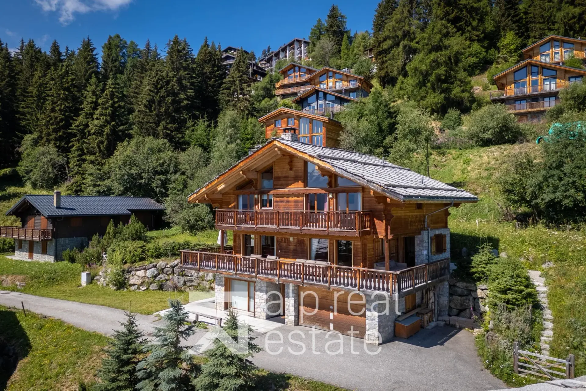 Magnificent Chalet mit Wellnessbereich