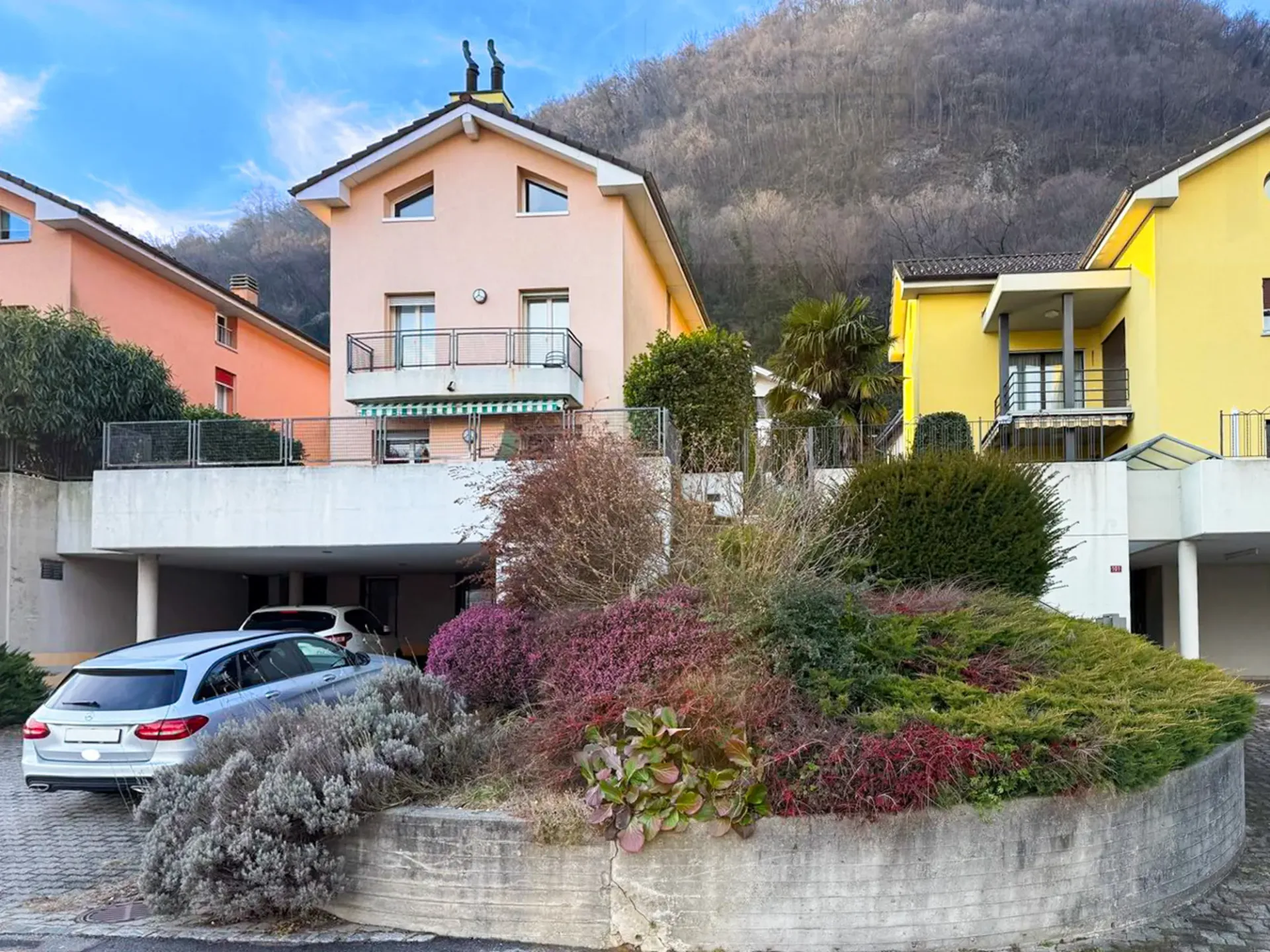 Geräumiges Haus mit Garten und Blick auf die Weinberge