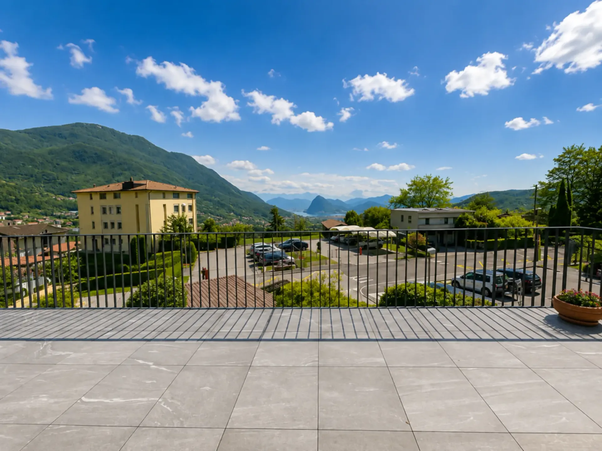 Einfamilienhaus mit Seeblick