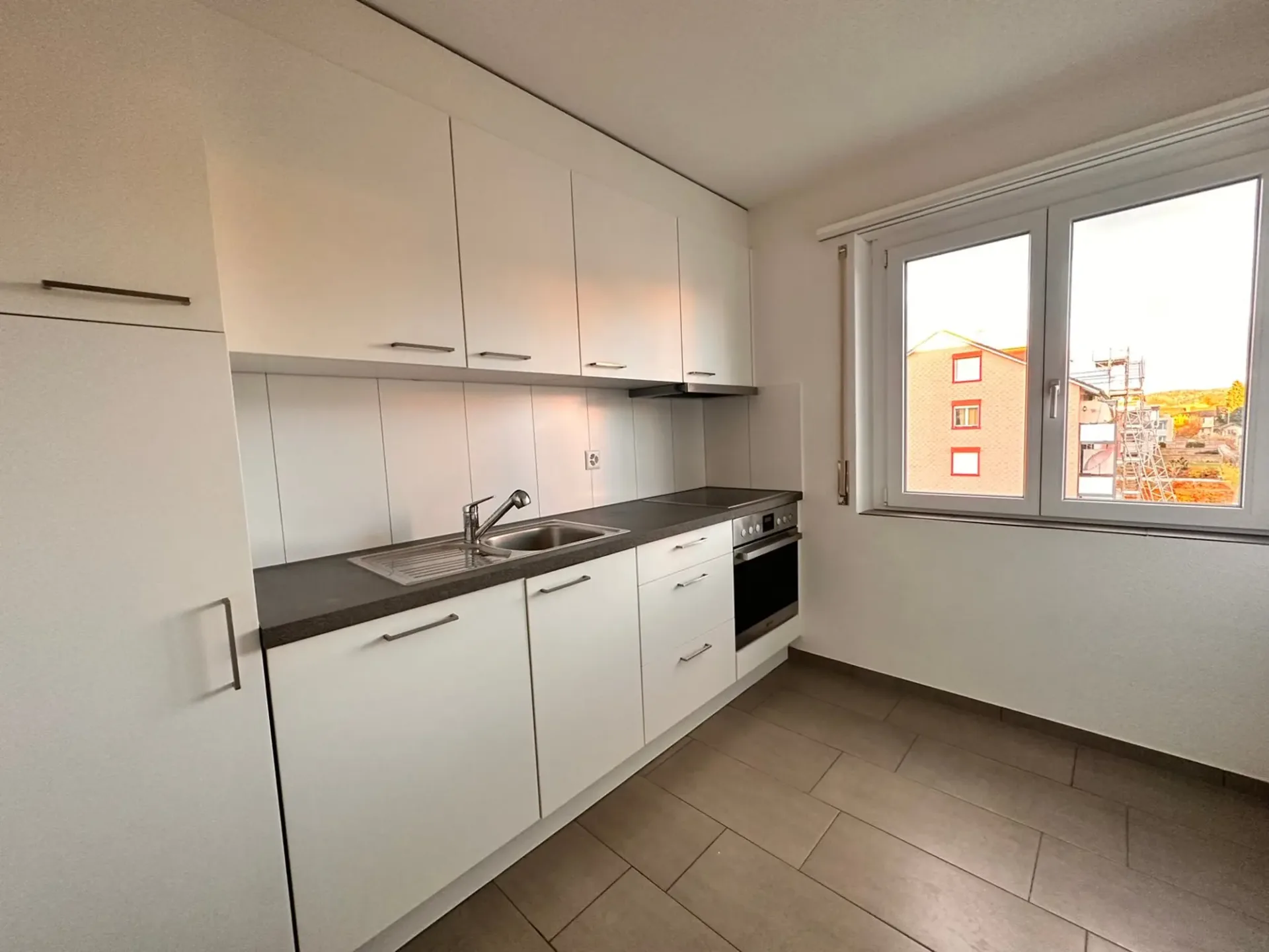 Modern ausgestatte 4-Zimmerwohnung an ruhiger Lage zu vermieten